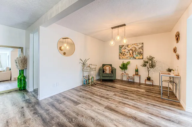 Additional property image - 224 Kingswood Dr Unit 5