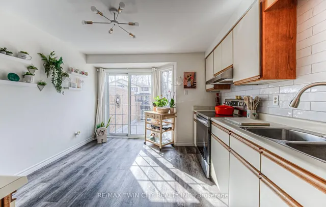 Additional property image - 224 Kingswood Dr Unit 5