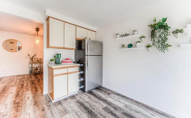 Additional property image - 224 Kingswood Dr Unit 5