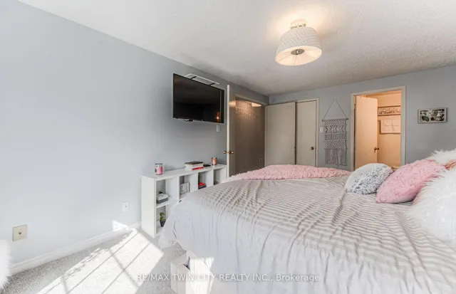Additional property image - 224 Kingswood Dr Unit 5