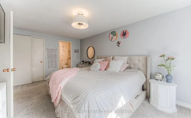 Additional property image - 224 Kingswood Dr Unit 5