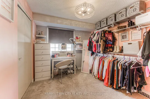 Additional property image - 224 Kingswood Dr Unit 5