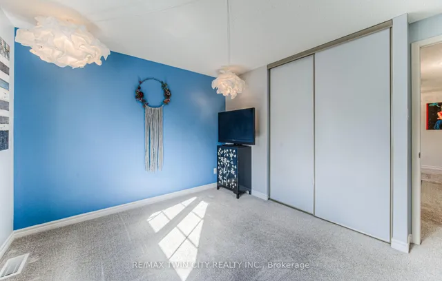 Additional property image - 224 Kingswood Dr Unit 5