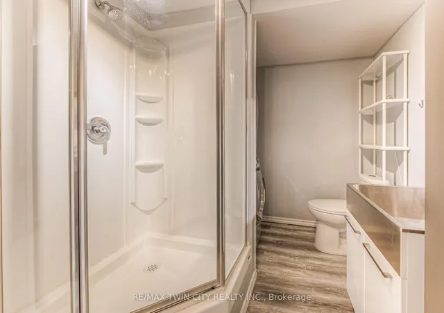 Additional property image - 224 Kingswood Dr Unit 5