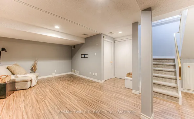 Additional property image - 224 Kingswood Dr Unit 5
