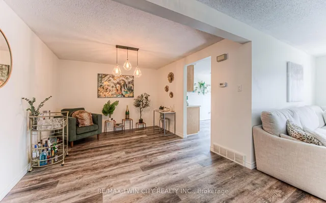 Additional property image - 224 Kingswood Dr Unit 5