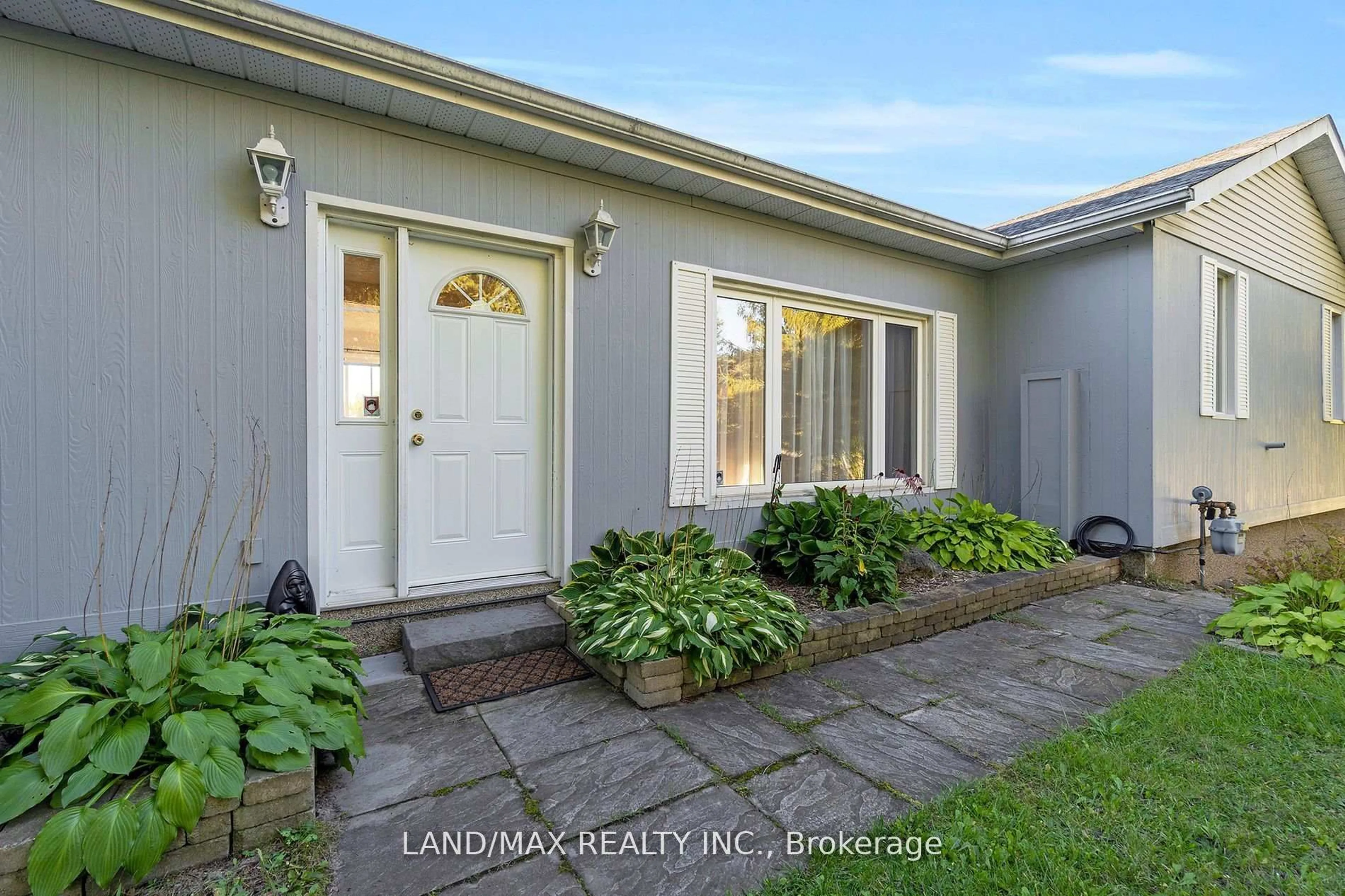 Indoor entryway for 516236 County Rd 124 N/A, Melancthon Ontario L9V 1V1