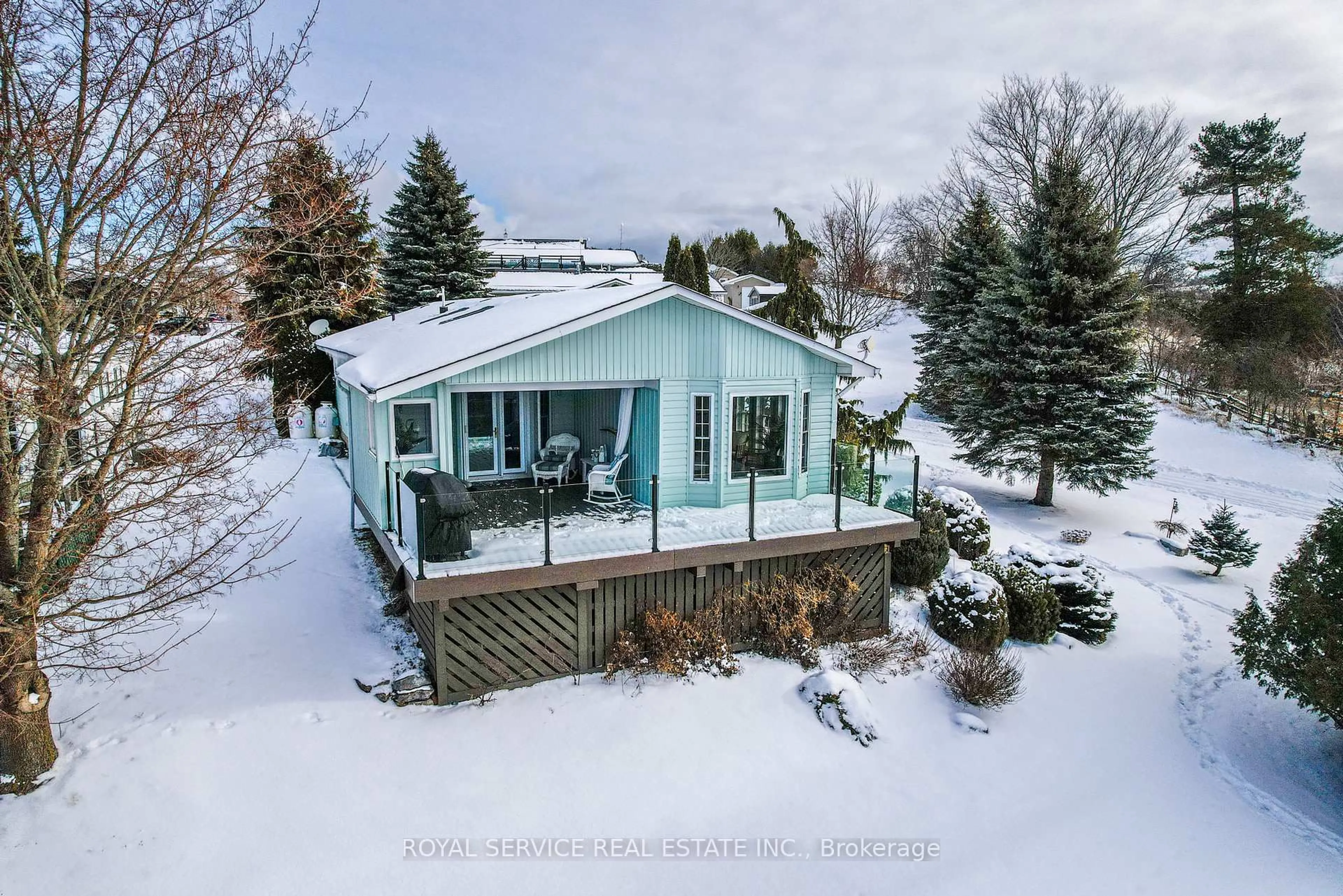 A pic from outside/outdoor area/front of a property/back of a property/a pic from drone, water/lake/river/ocean view for 6916 County Rd 18 Rd #700, Alnwick/Haldimand Ontario K0K 2X0