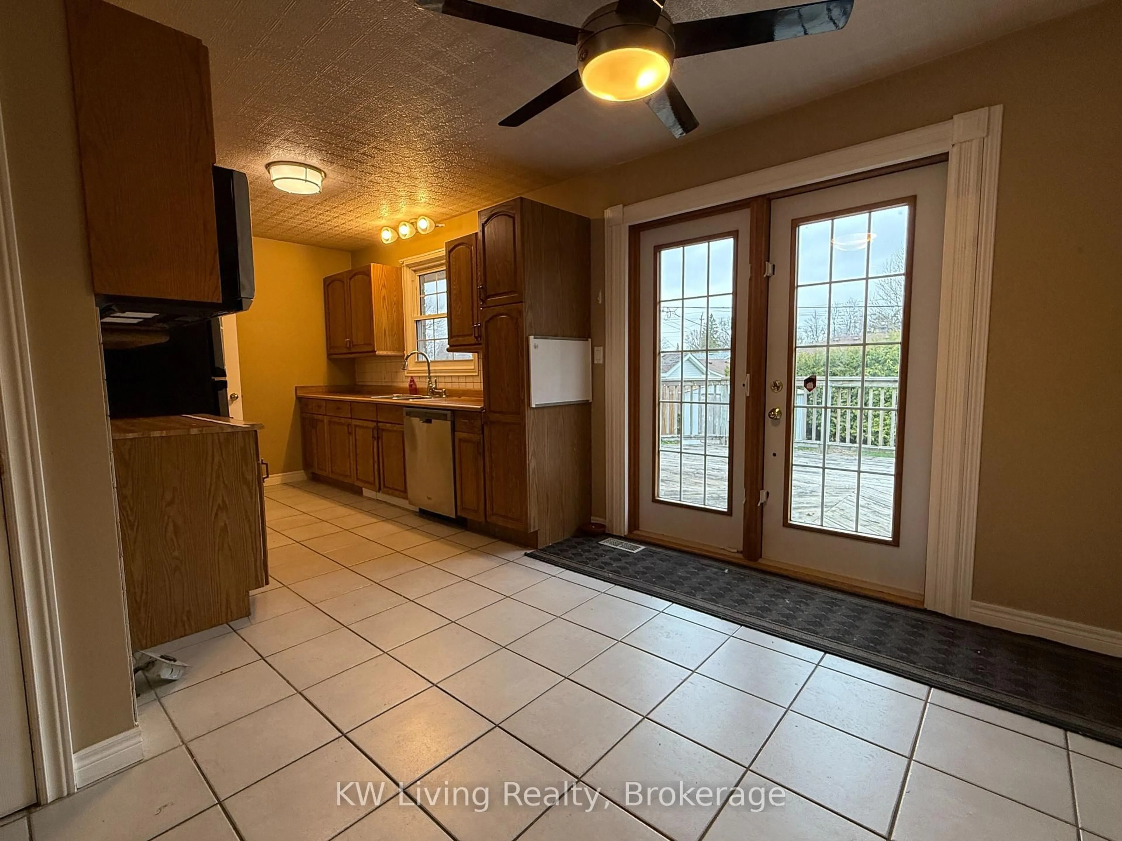 Unknown for 254 Edgewood Dr, Woodstock Ontario N4S 7P5