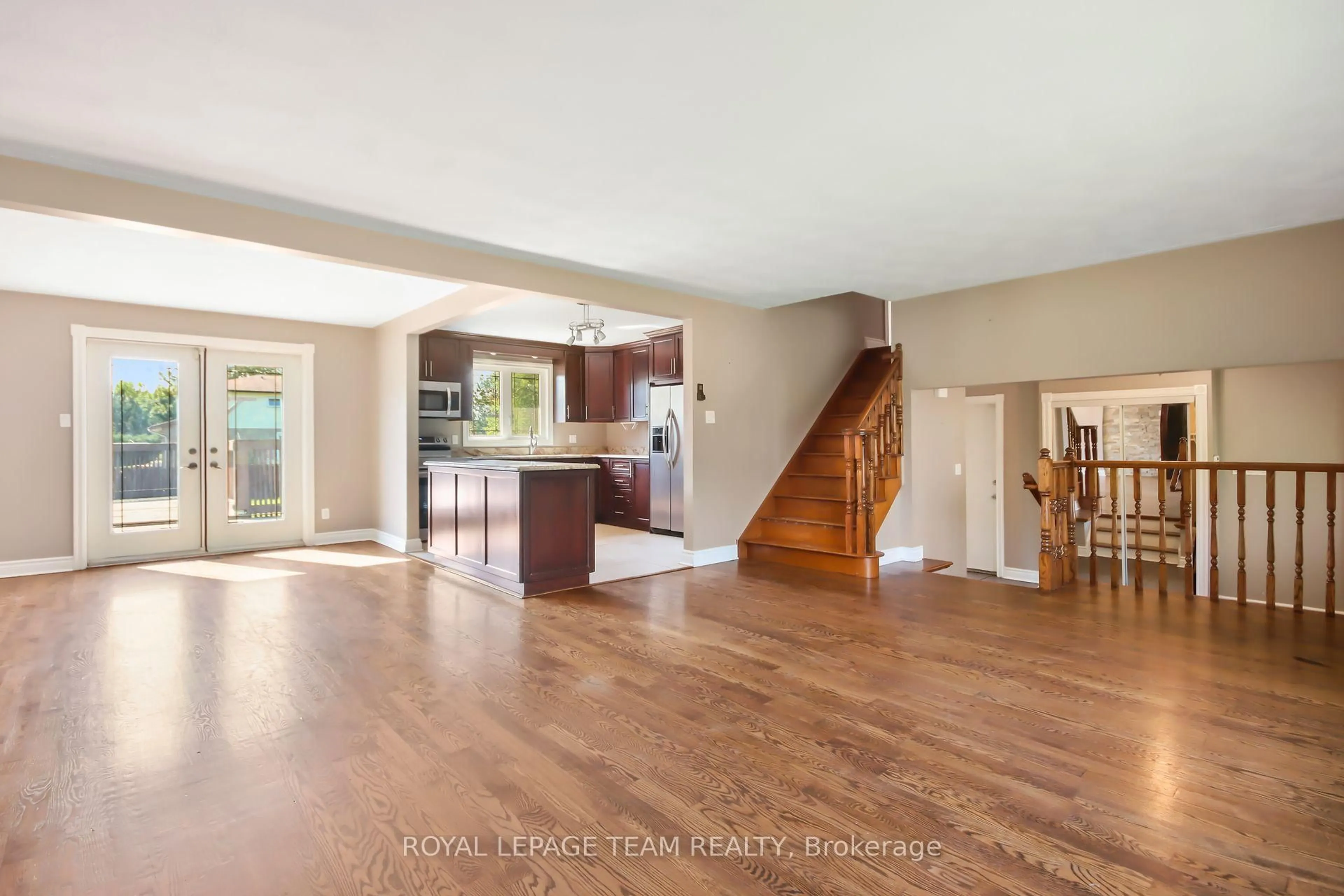 Open concept kitchen, unknown for 454 Rideau Rd, Ottawa Ontario K4M 1B2