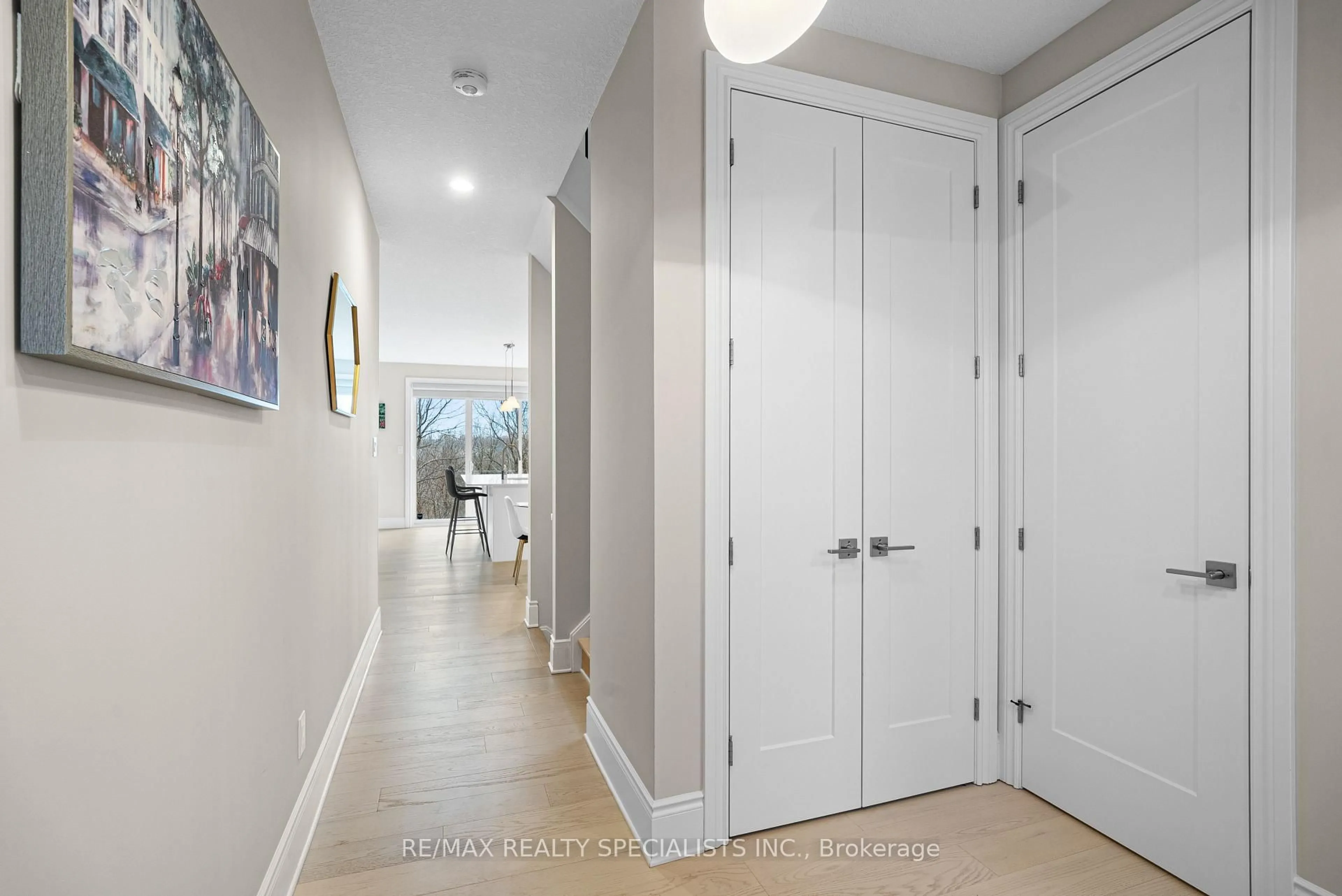 Indoor entryway for 2835 Sheffield Pl #12, London Ontario N6M 0J2