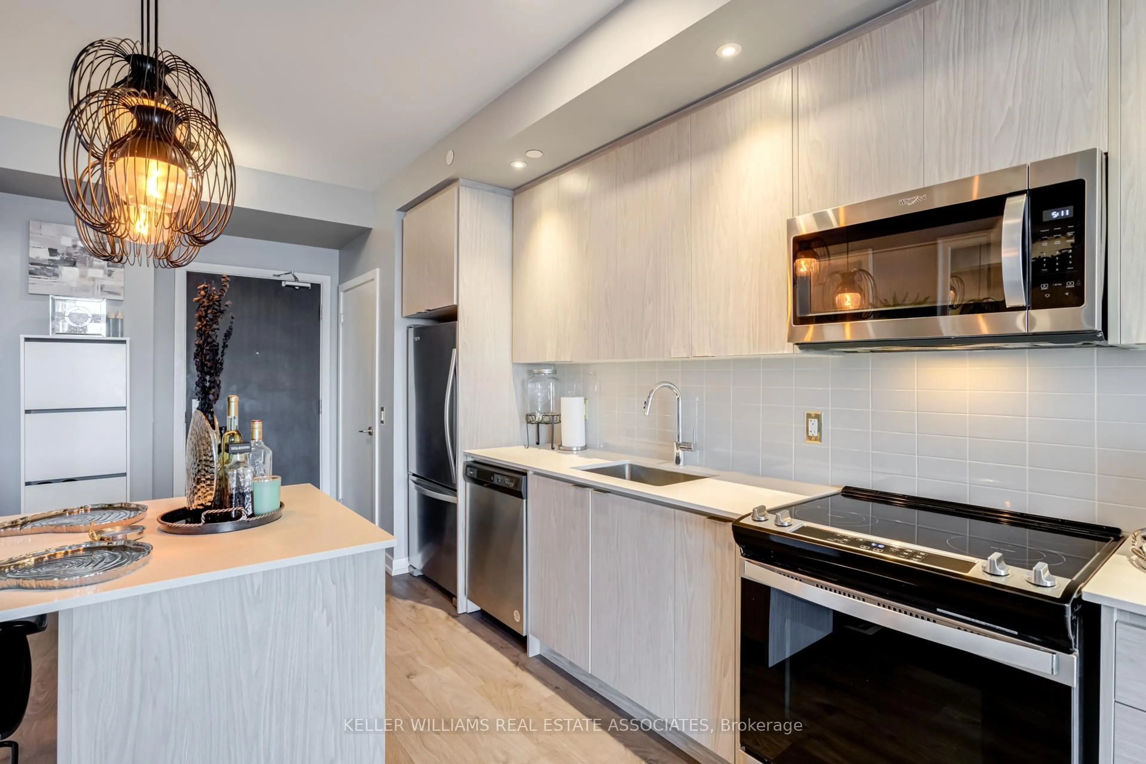 Open concept kitchen, unknown for 55 Duke St #1307, Kitchener Ontario N2H 0C9
