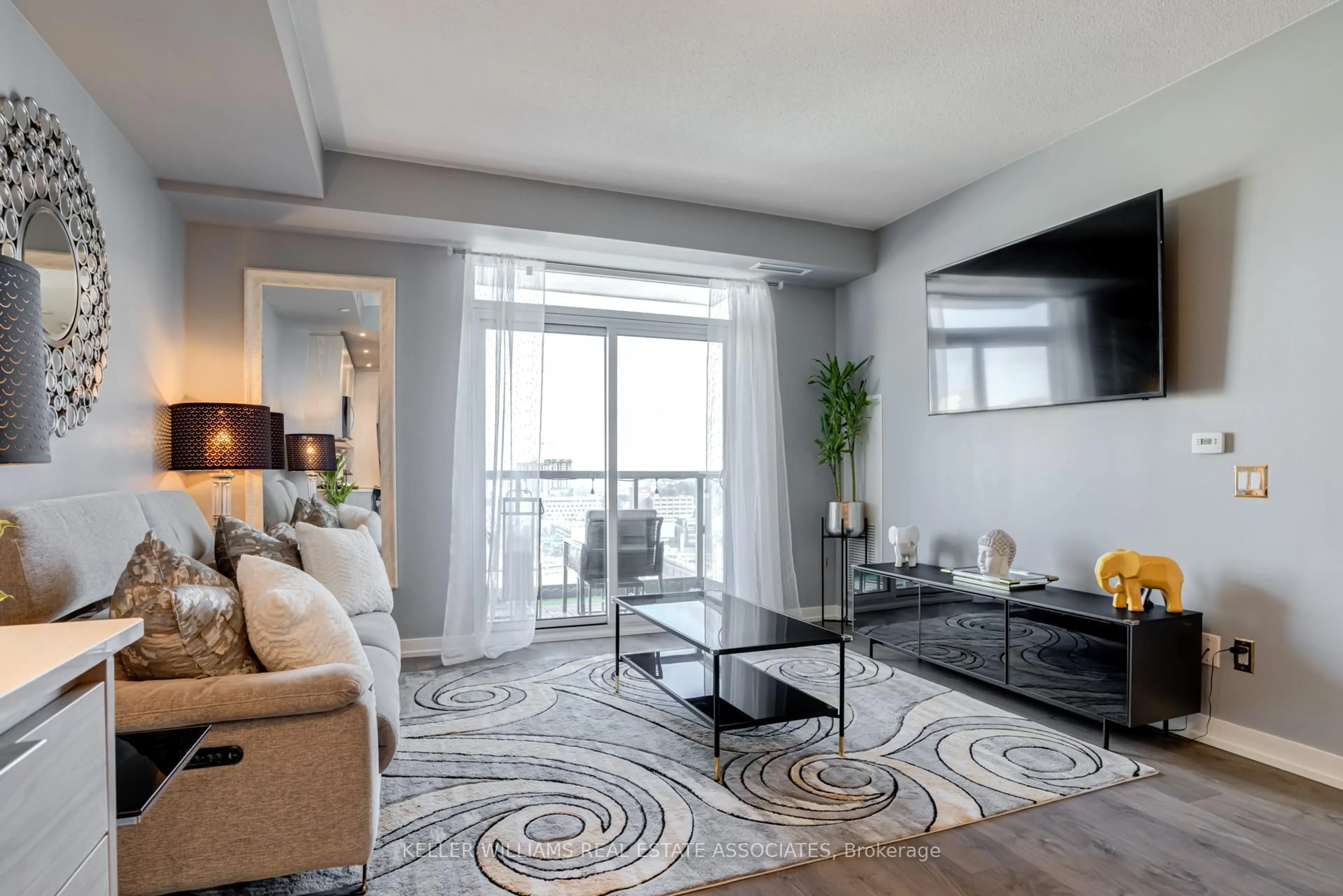 Living room with furniture, unknown for 55 Duke St #1307, Kitchener Ontario N2H 0C9