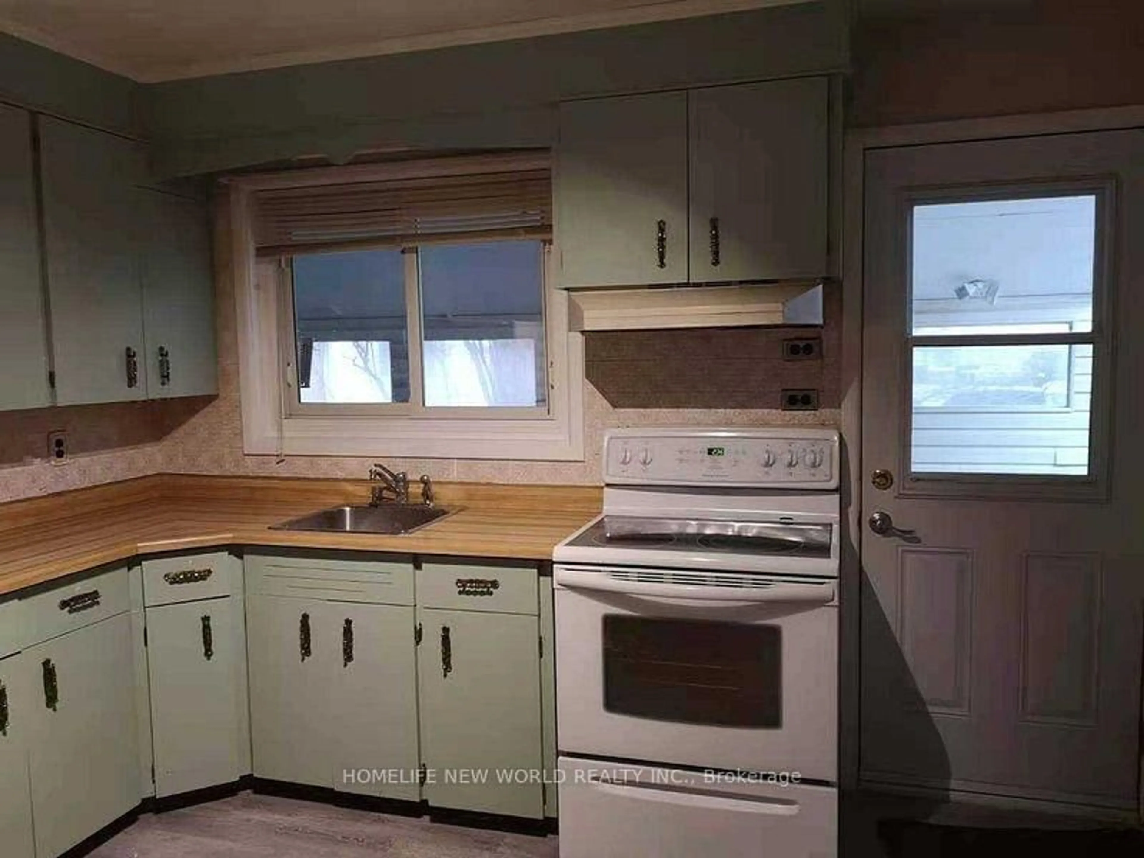 Standard kitchen, wood/laminate floor for 22 NELLES Ave, Quinte West Ontario K8N 3A8