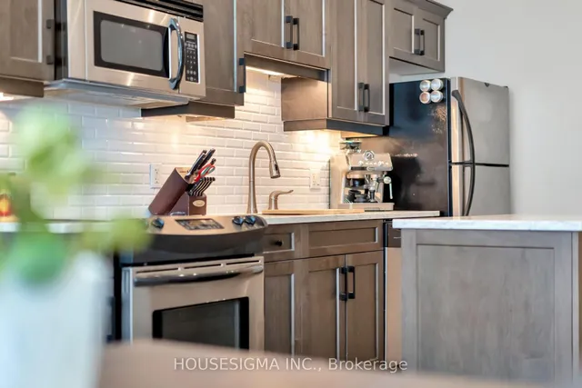 Additional property image - 410 King St Unit 118
