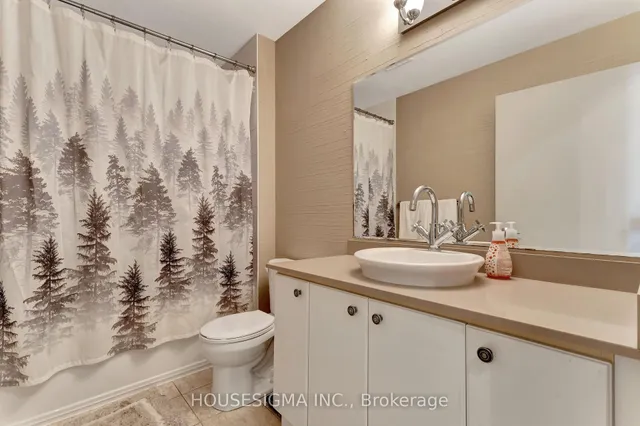 Additional property image - 410 King St Unit 118