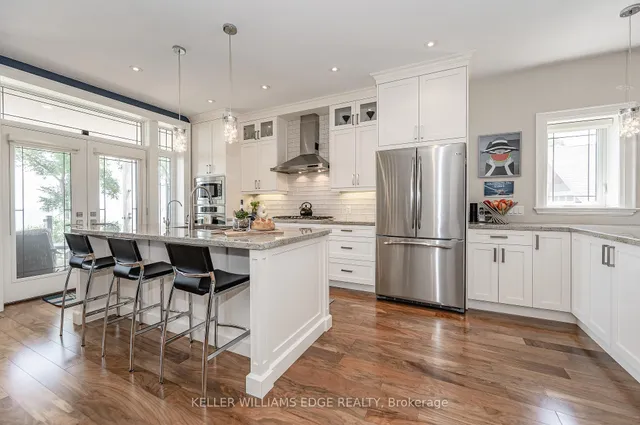 Additional property image - 1081 Beach Blvd