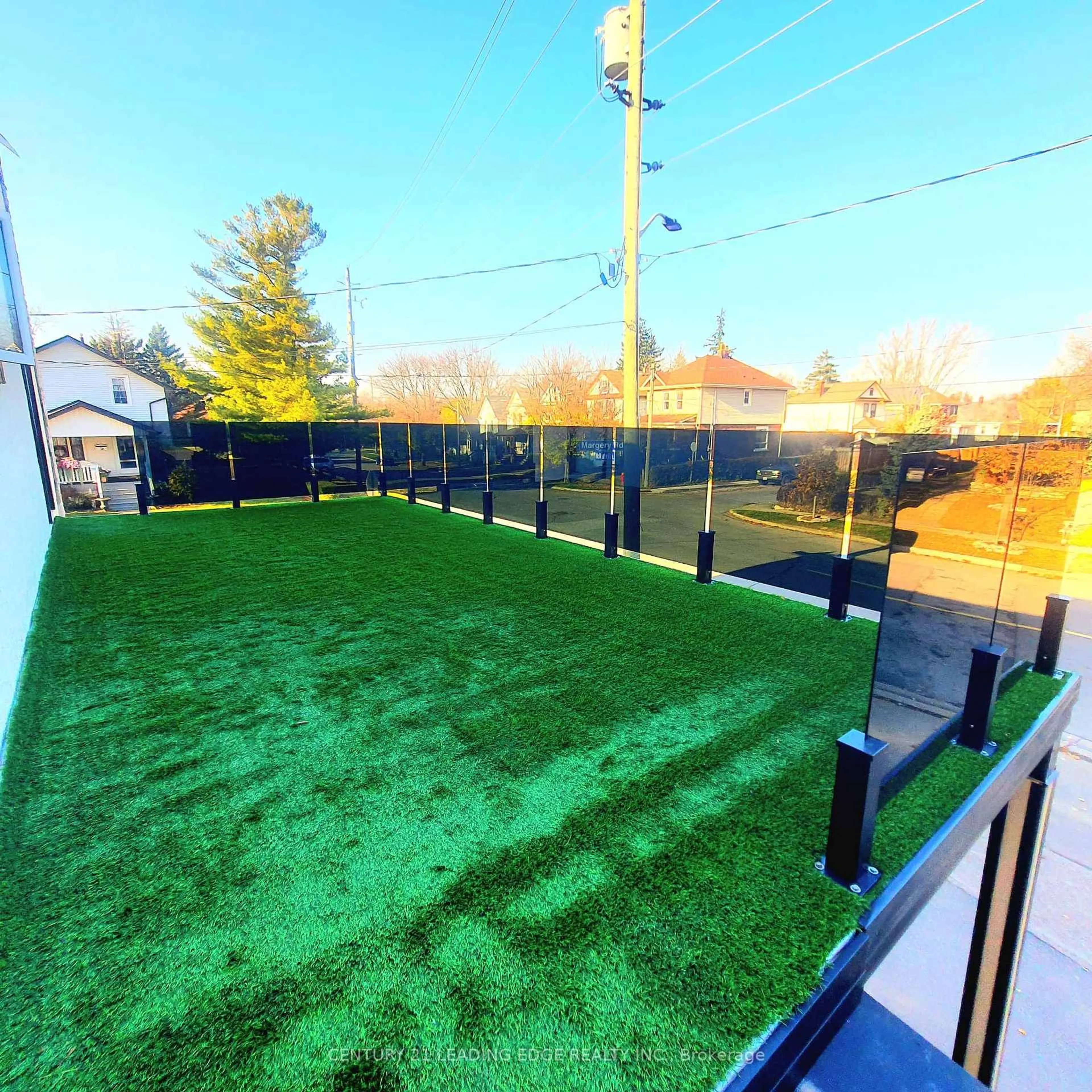 Patio, unknown for 60 Margery Rd, Welland Ontario L3B 2P6