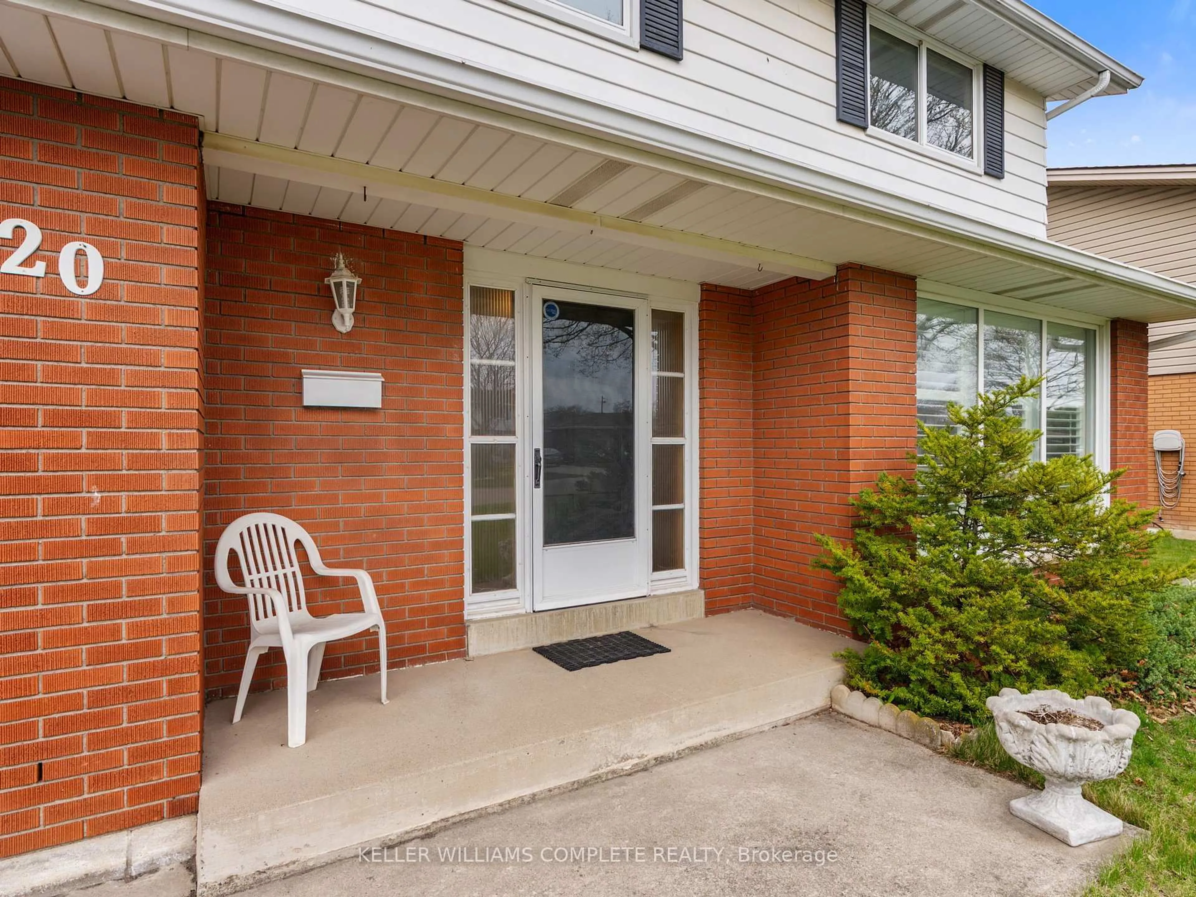 Unknown for 20 Ramsgate Dr, Hamilton Ontario L8G 3V5