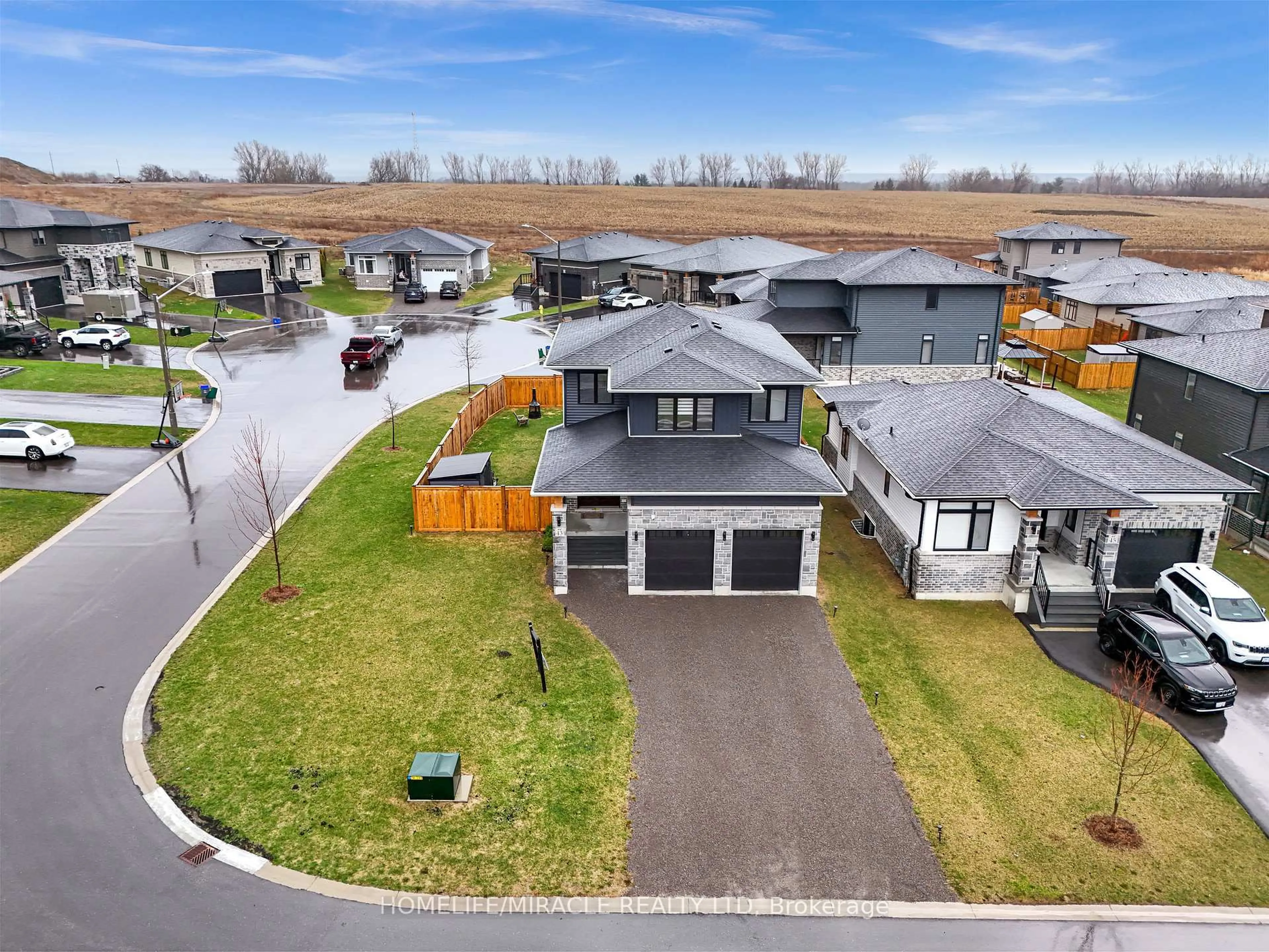 A pic from outside/outdoor area/front of a property/back of a property/a pic from drone, street for 43 Prairie Run Rd, Cramahe Ontario K0K 1S0