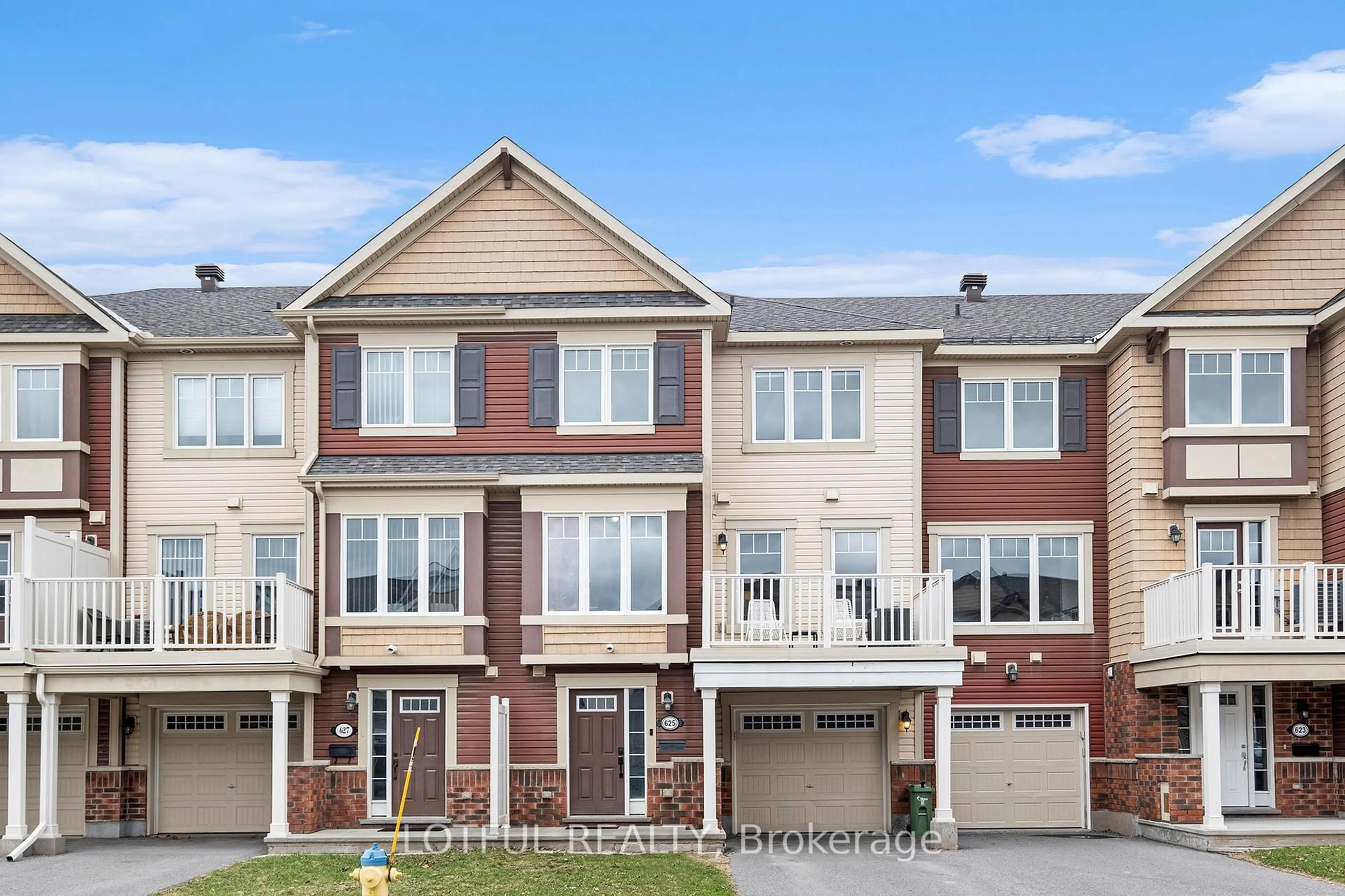 Home with brick exterior material, unknown for 625 Bluegill Ave, Ottawa Ontario K2J 5Y8