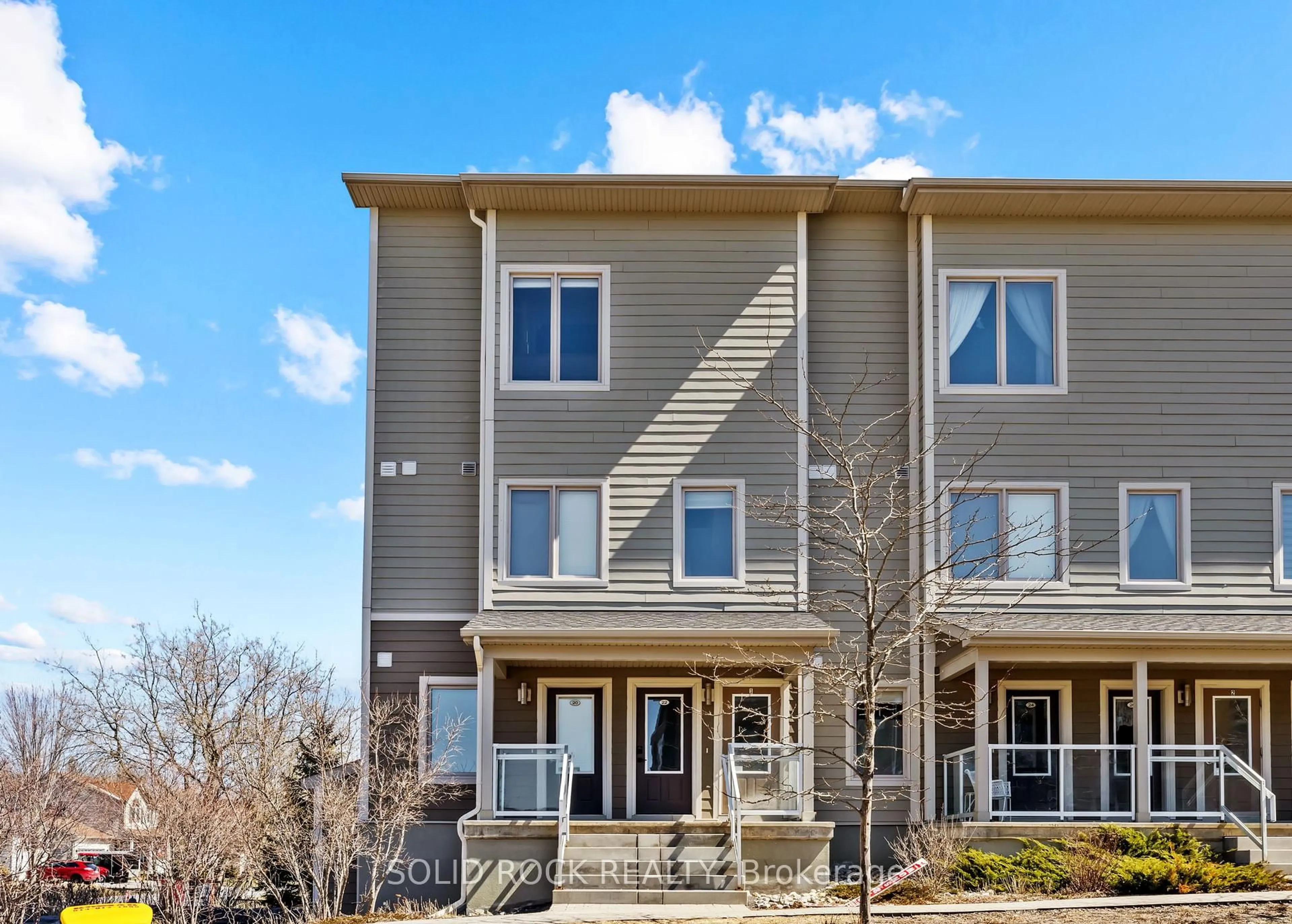 Home with vinyl exterior material, unknown for 22 Meach Private, Stittsville Ontario K2S 0T8