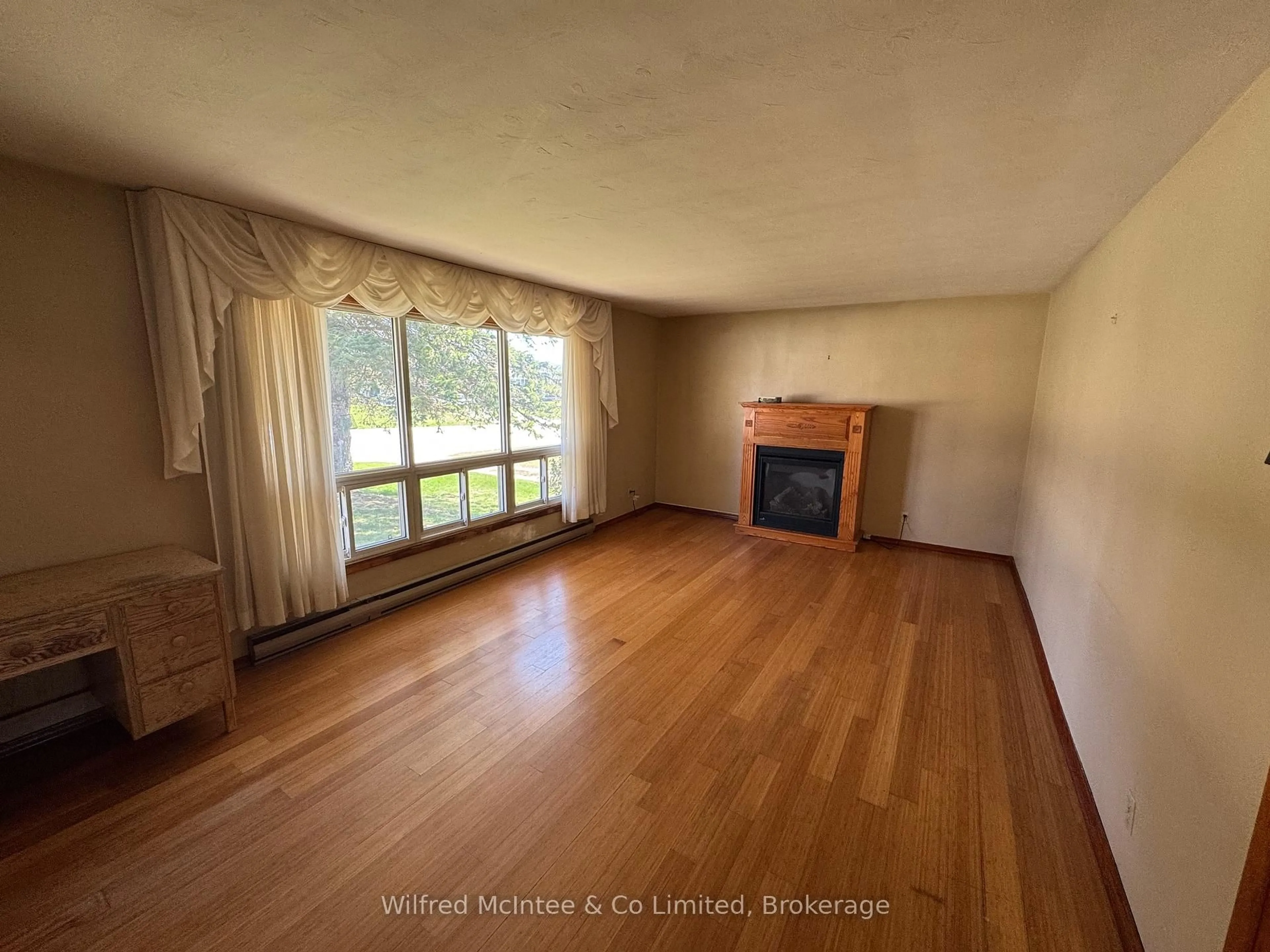 A pic of a room for 19 Absalom St, South Bruce Ontario N0G 2J0