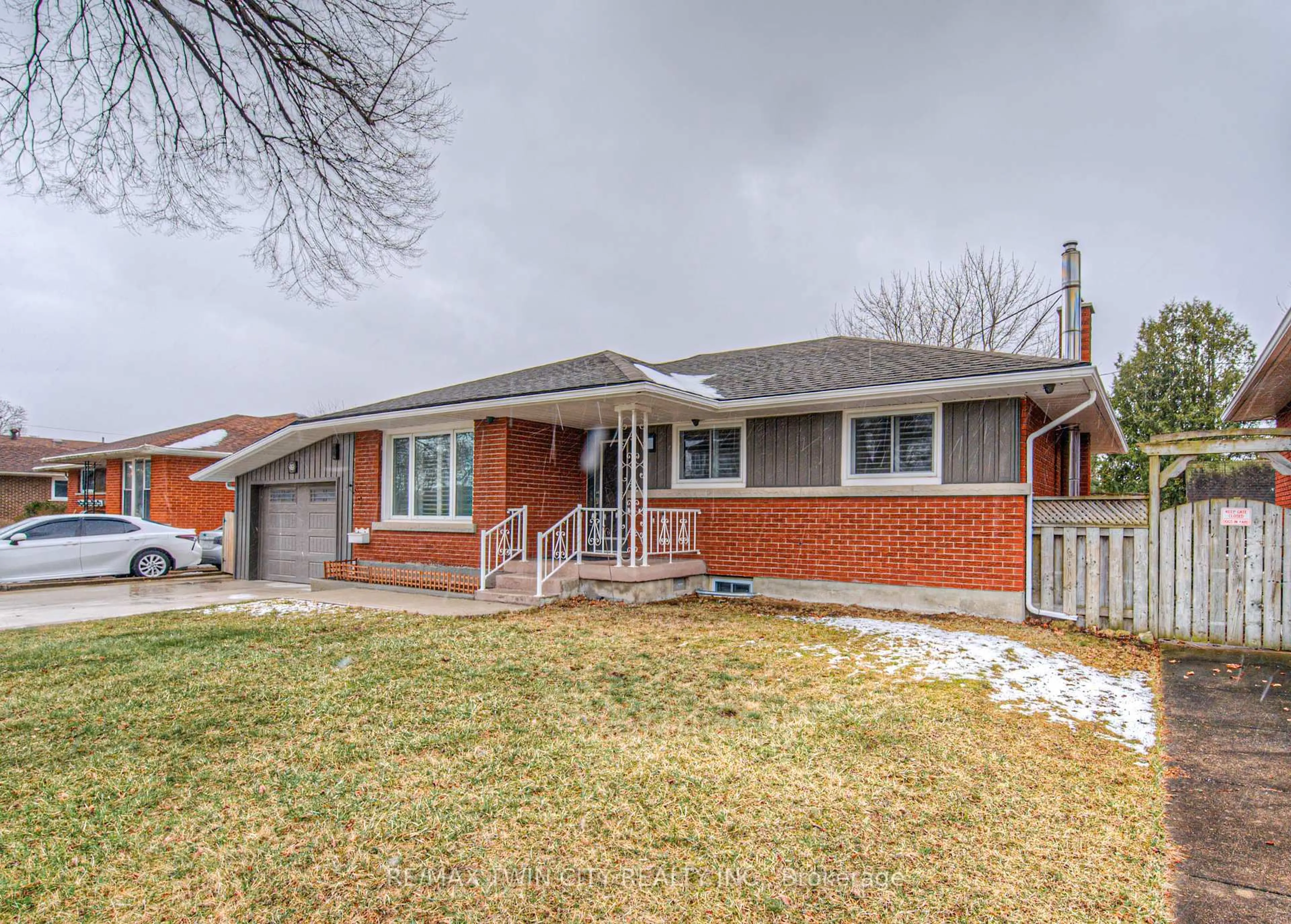 Home with brick exterior material, street for 49 Vardon Ave, Cambridge Ontario N1R 1R9