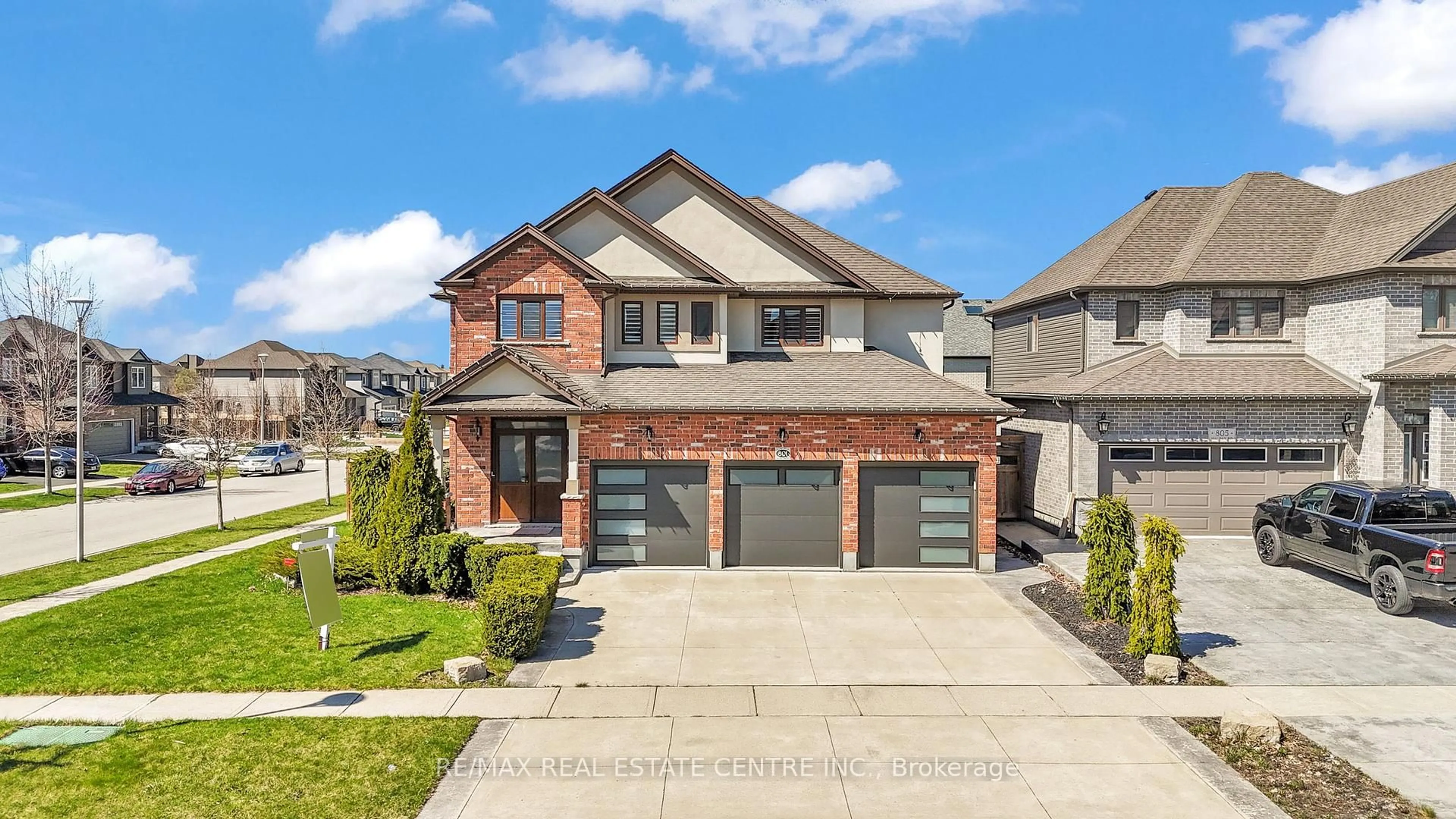 Home with brick exterior material, street for 801 Halifax Rd, Woodstock Ontario N4T 0C6
