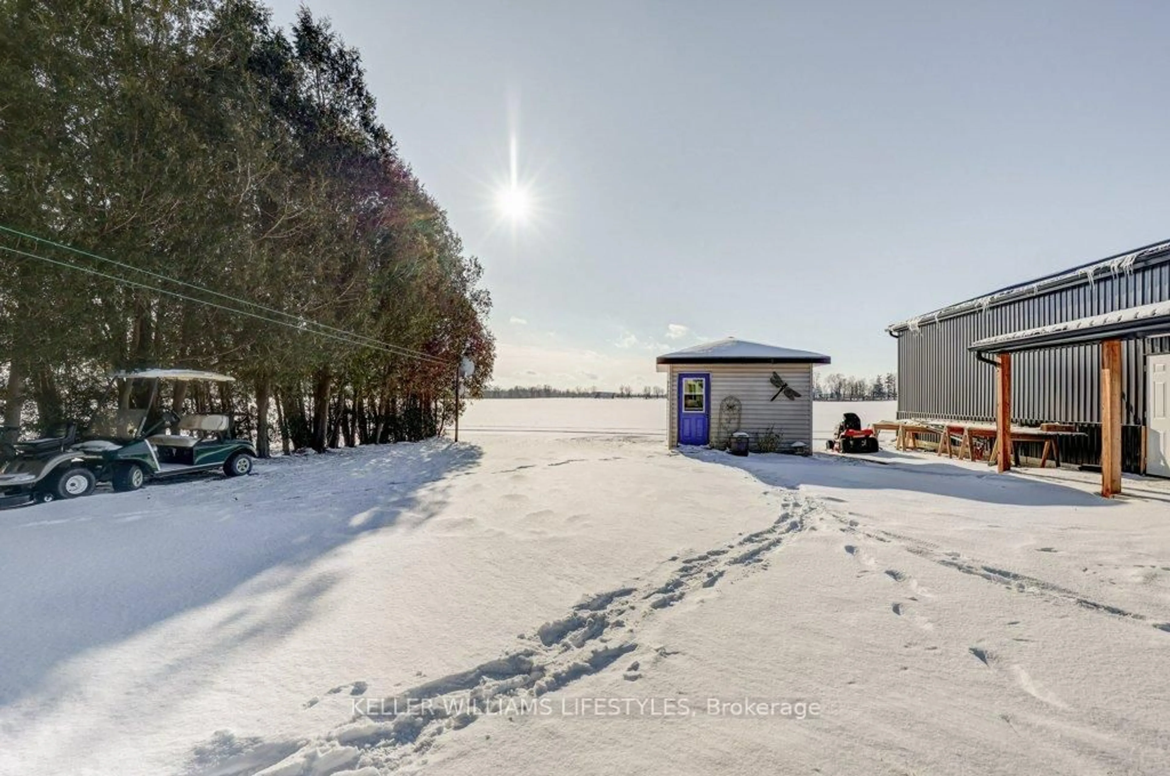 A pic from outside/outdoor area/front of a property/back of a property/a pic from drone, street for 22709 Thames Rd, Southwest Middlesex Ontario N0L 1A0