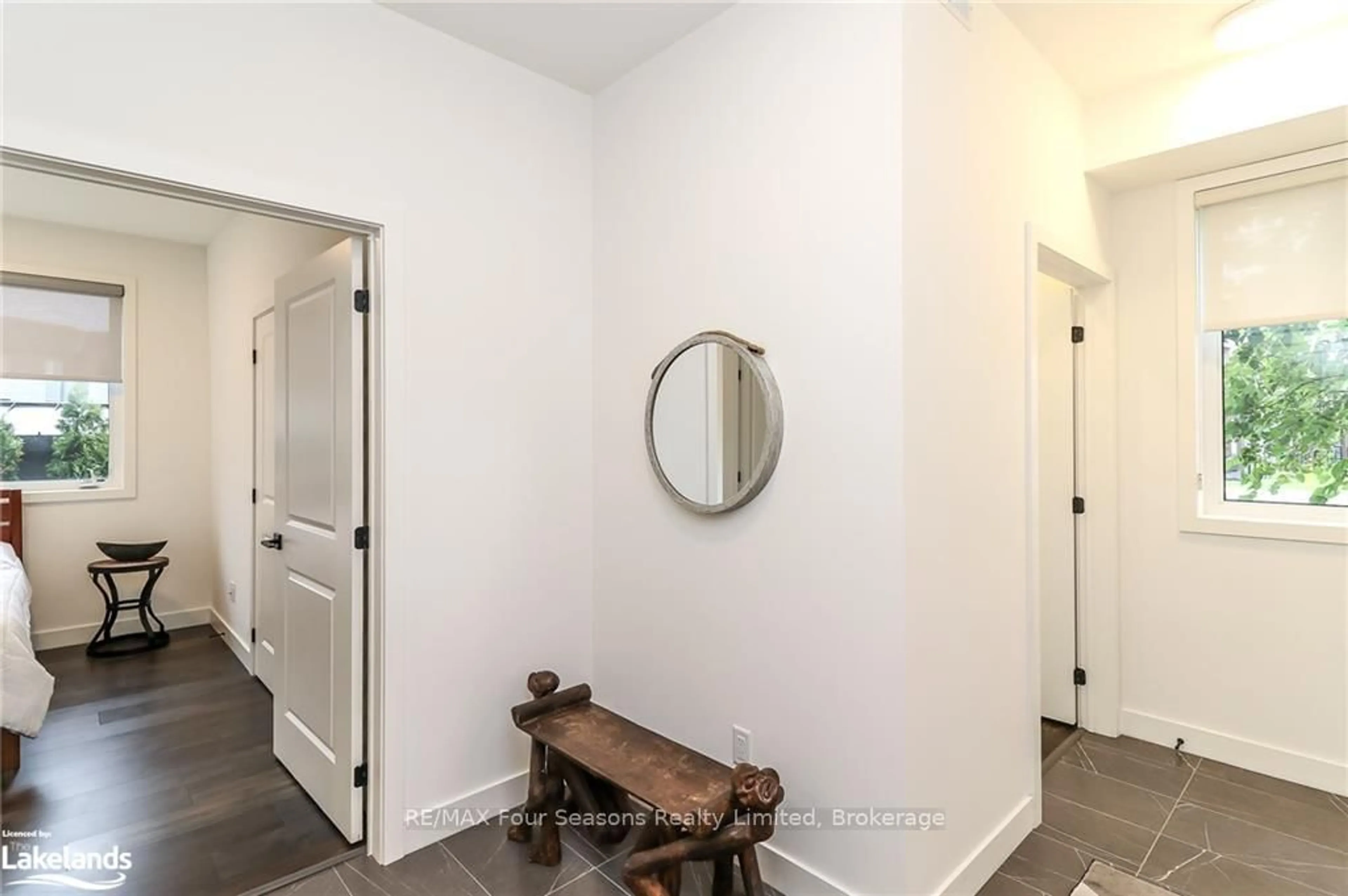 Indoor entryway for 12 BEAUSOLEIL Lane #107, Blue Mountains Ontario L9Y 2X5