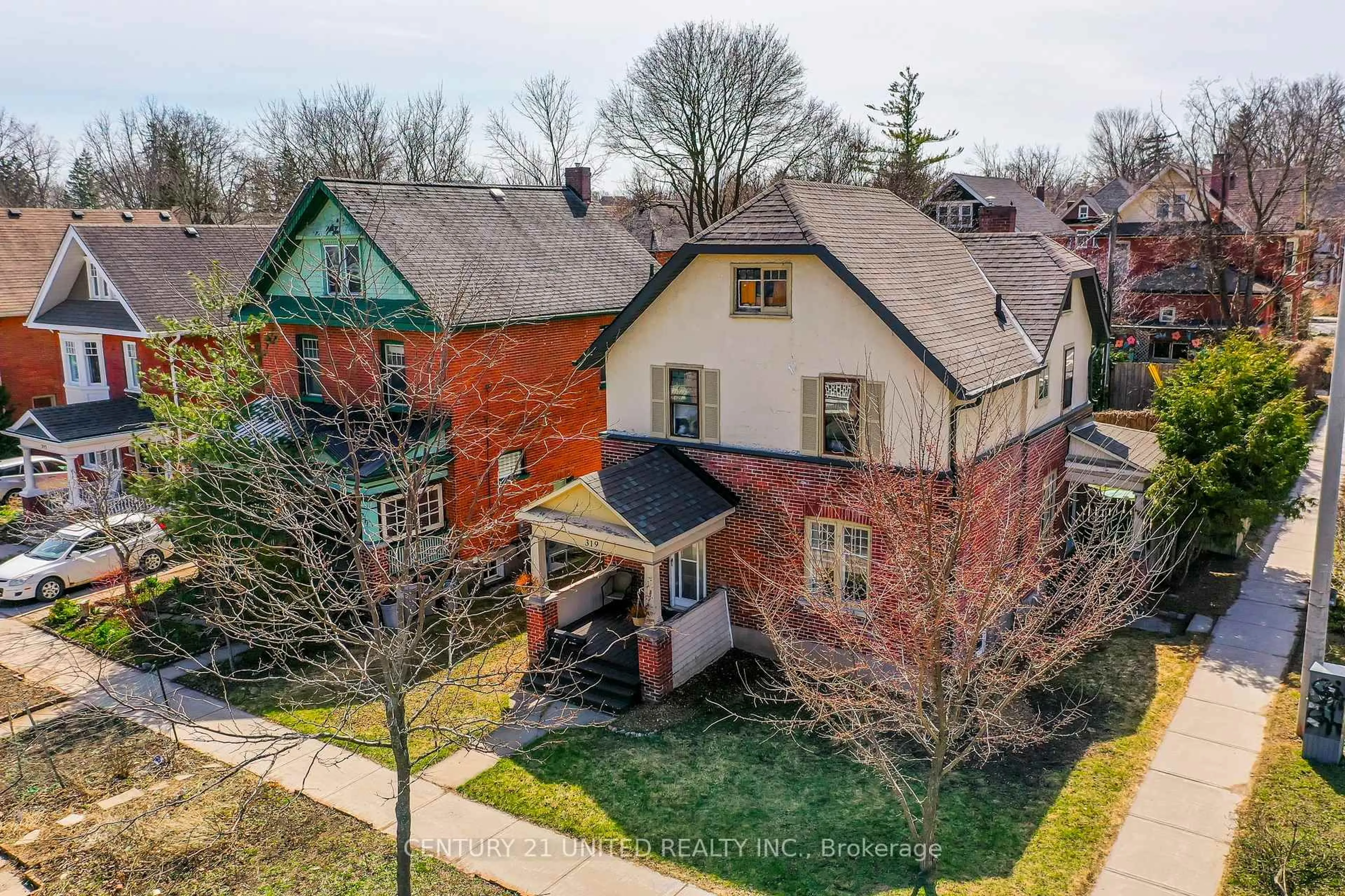 A pic from outside/outdoor area/front of a property/back of a property/a pic from drone, street for 319 Elias Ave, Peterborough Central Ontario K9J 5G8