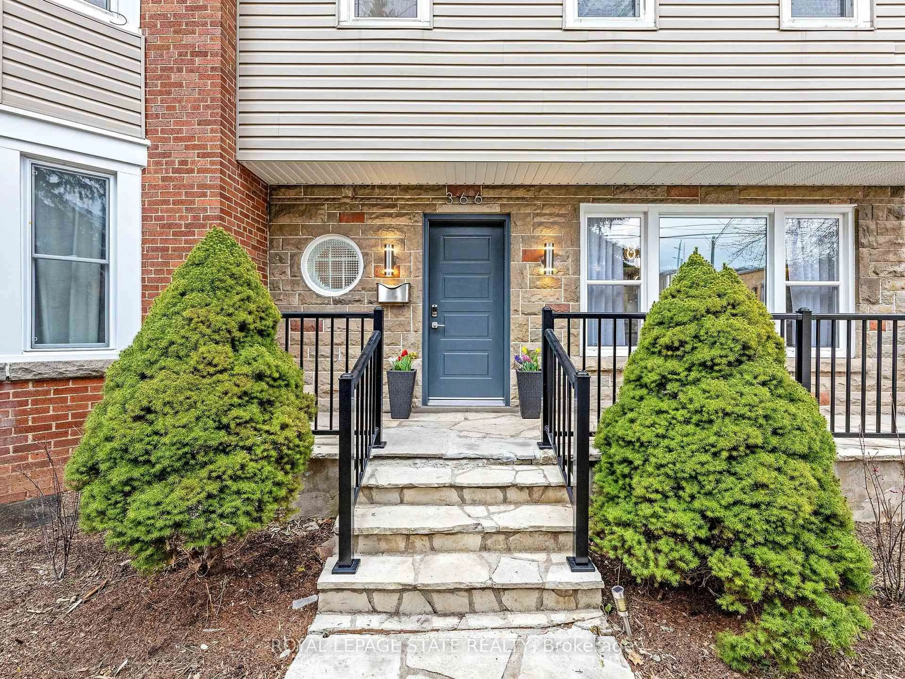 Unknown for 366 Aberdeen Ave, Hamilton Ontario L8P 2R5