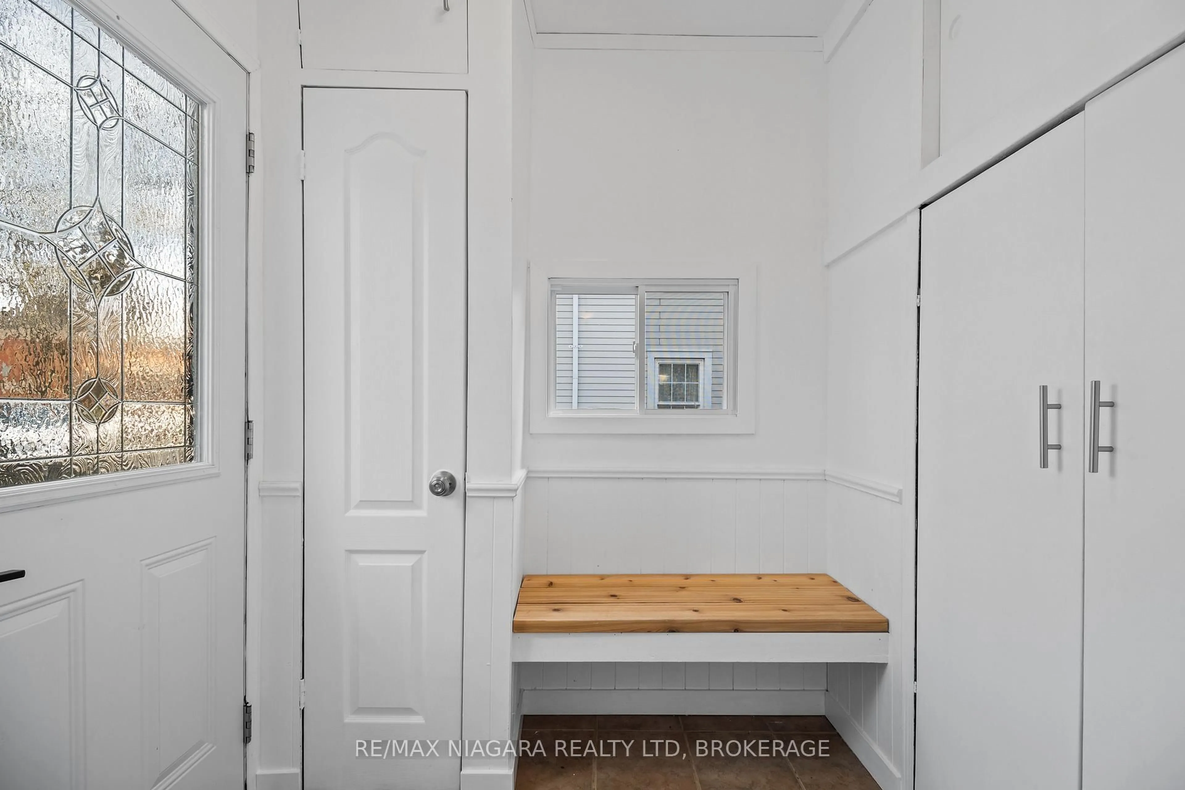 Unknown for 14 SALINA St, St. Catharines Ontario L2R 3K3