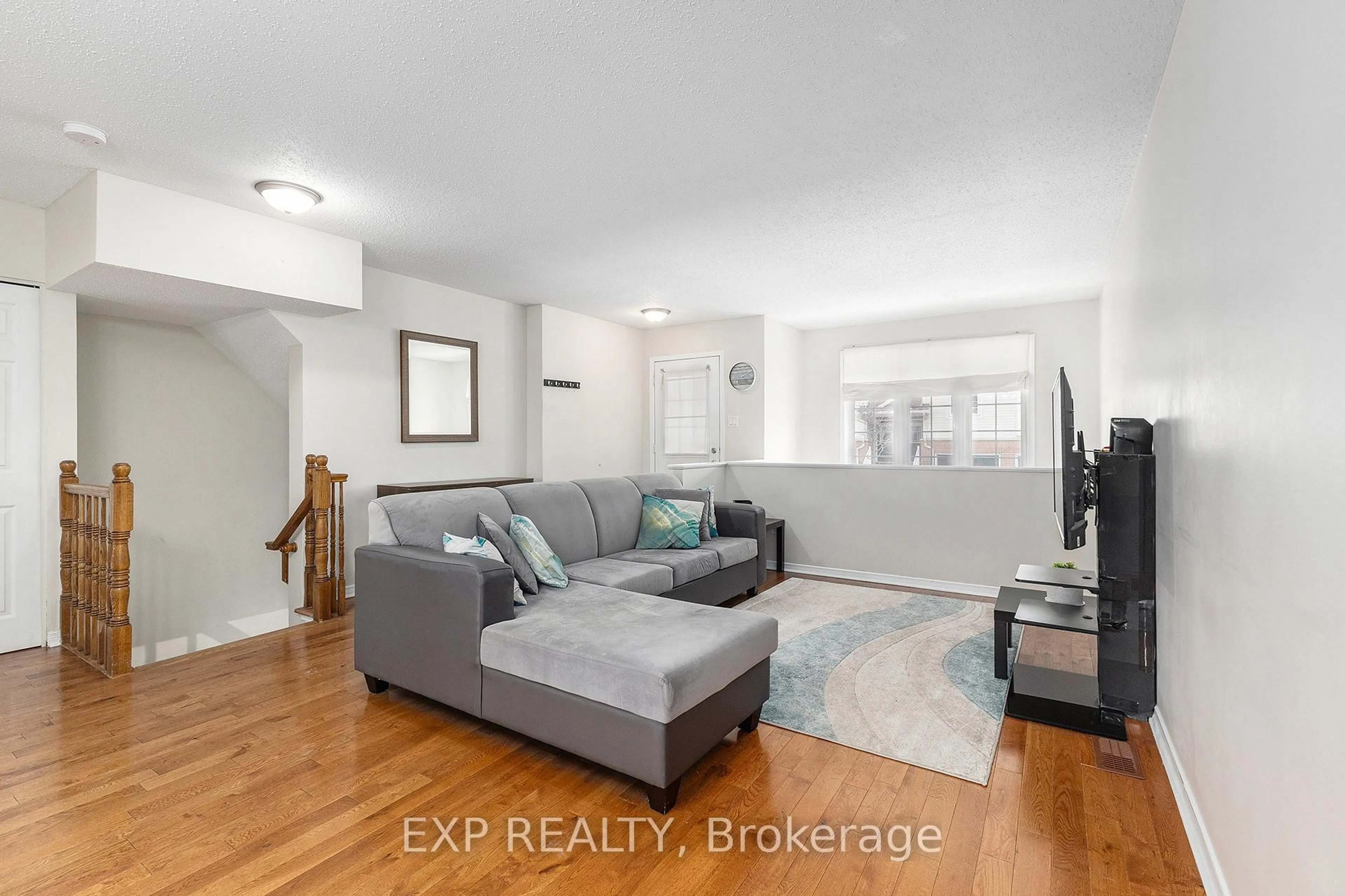 Living room with furniture, unknown for 354 Wiffen Private, Ottawa Ontario K2H 1G4