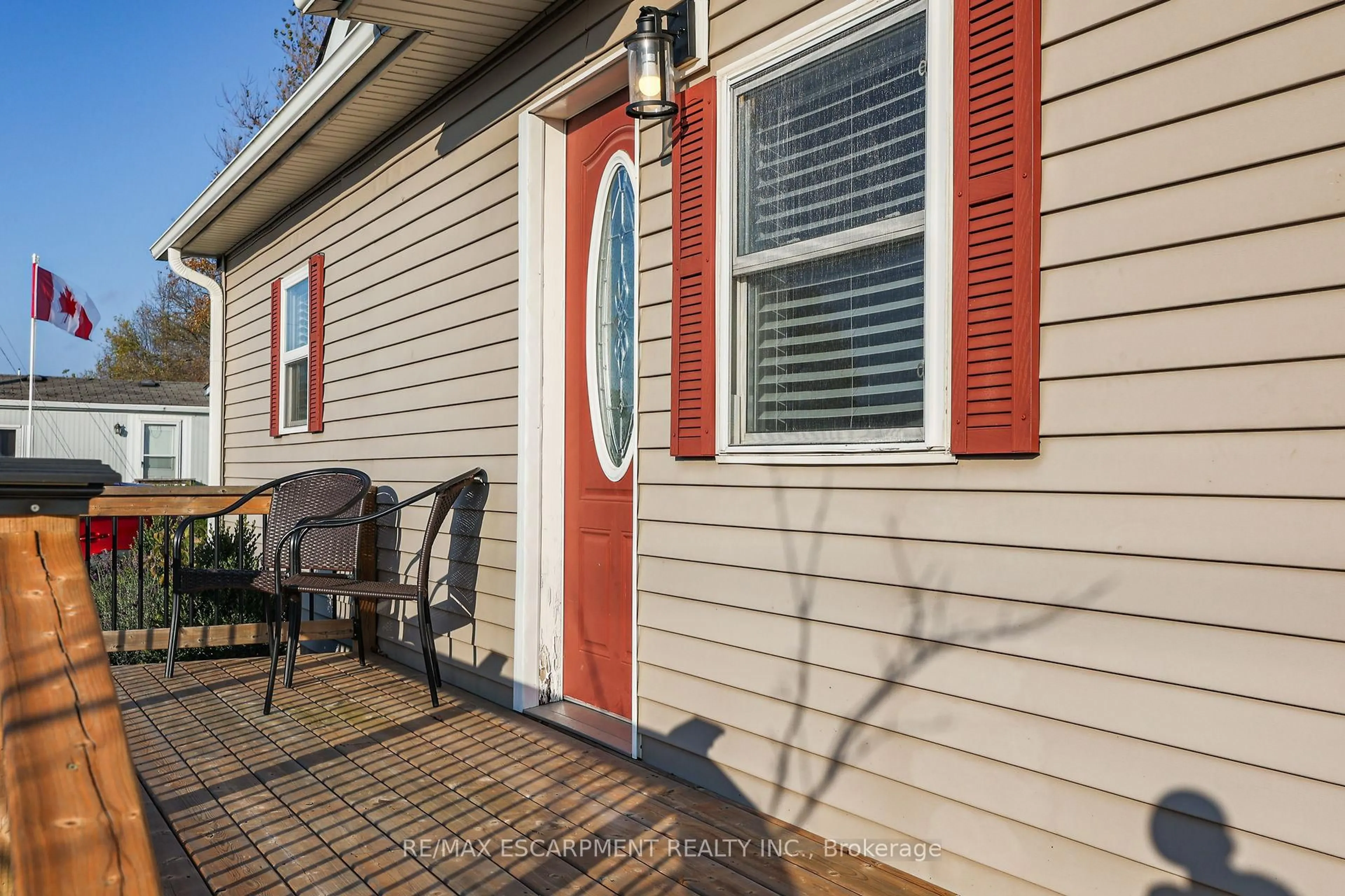 Patio, street for 4453 Timothy Lane, Lincoln Ontario L3J 0W1