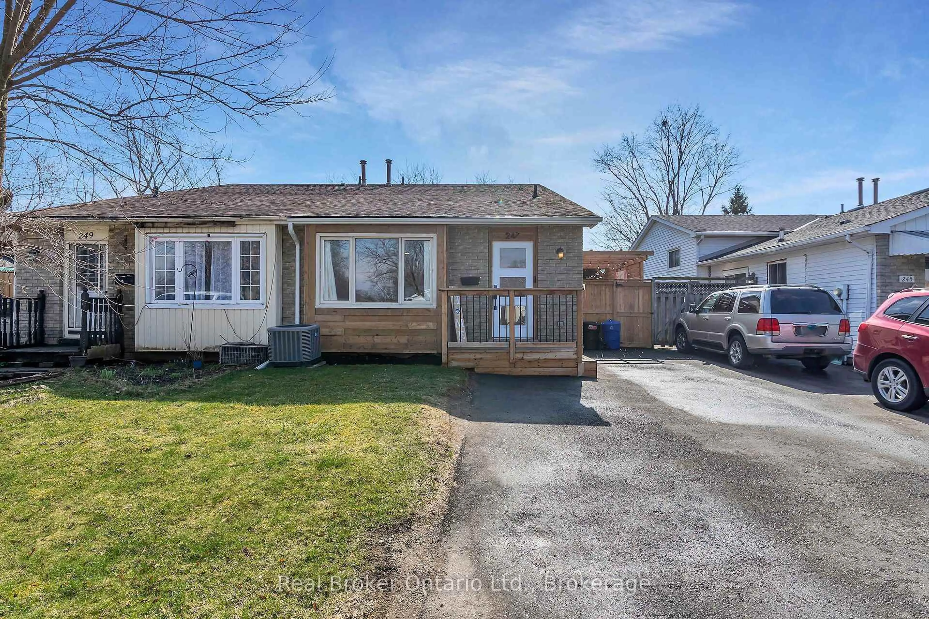 Unknown for 247 Heritage Dr, Kitchener Ontario N2B 3A9