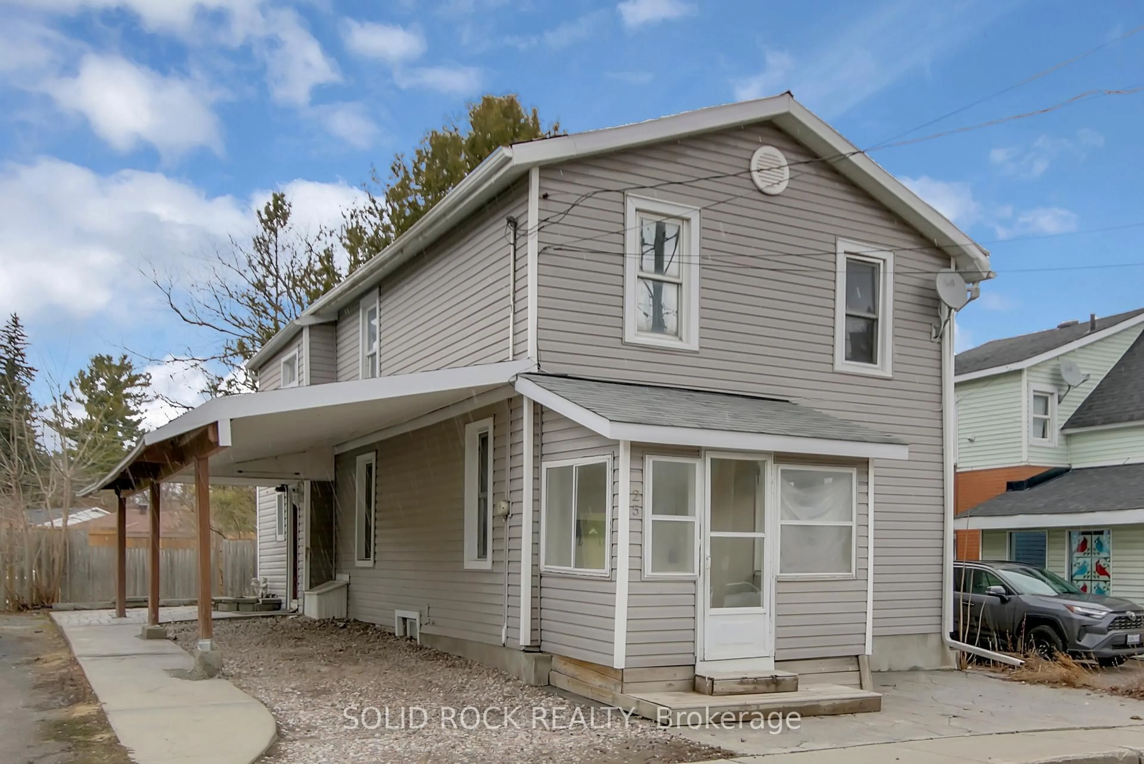Home with vinyl exterior material, street for 25 Burwash St, Arnprior Ontario K7S 1V1