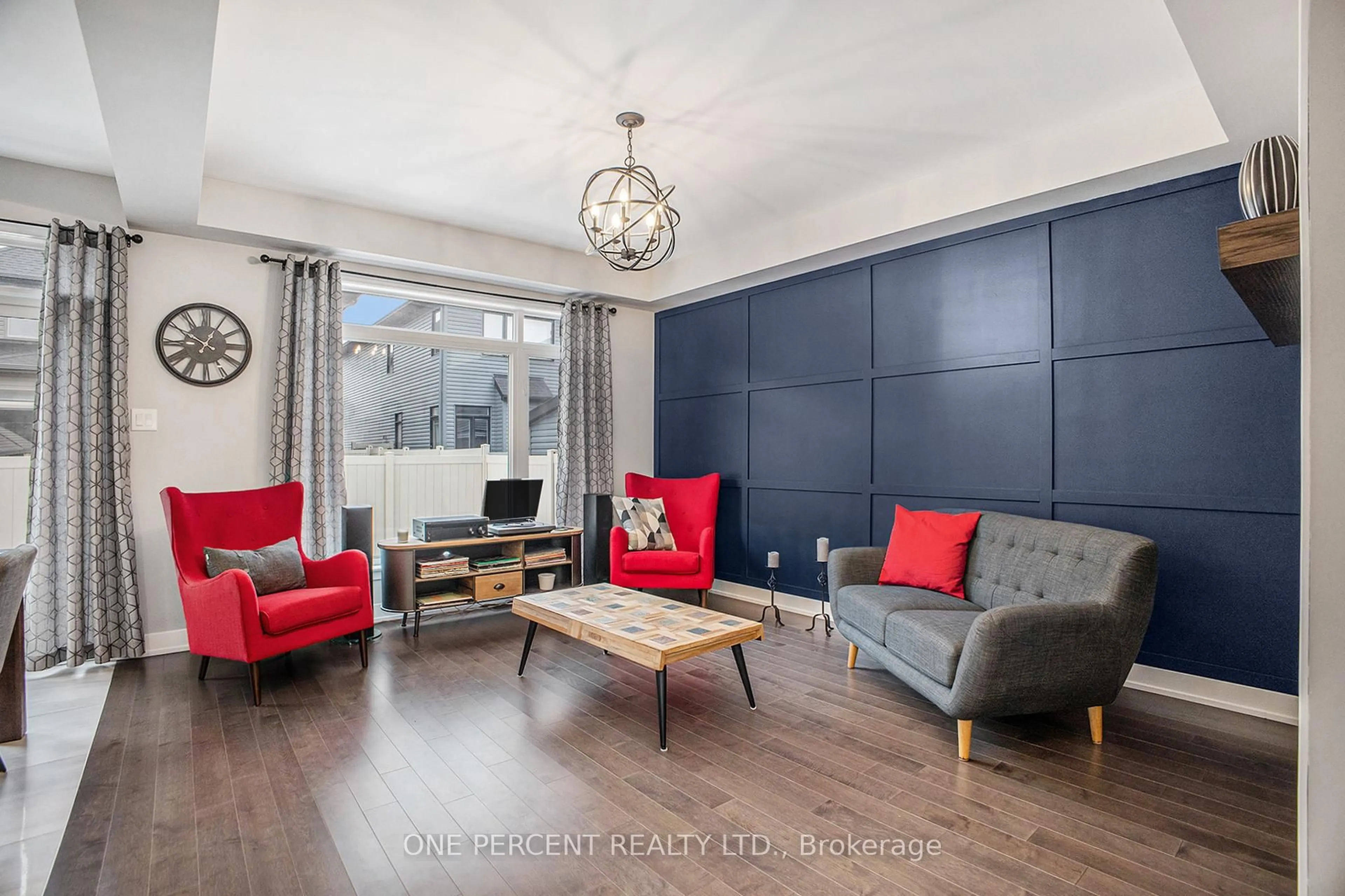 Living room with furniture, unknown for 241 Fountainhead Dr, Ottawa Ontario K1W 0H3