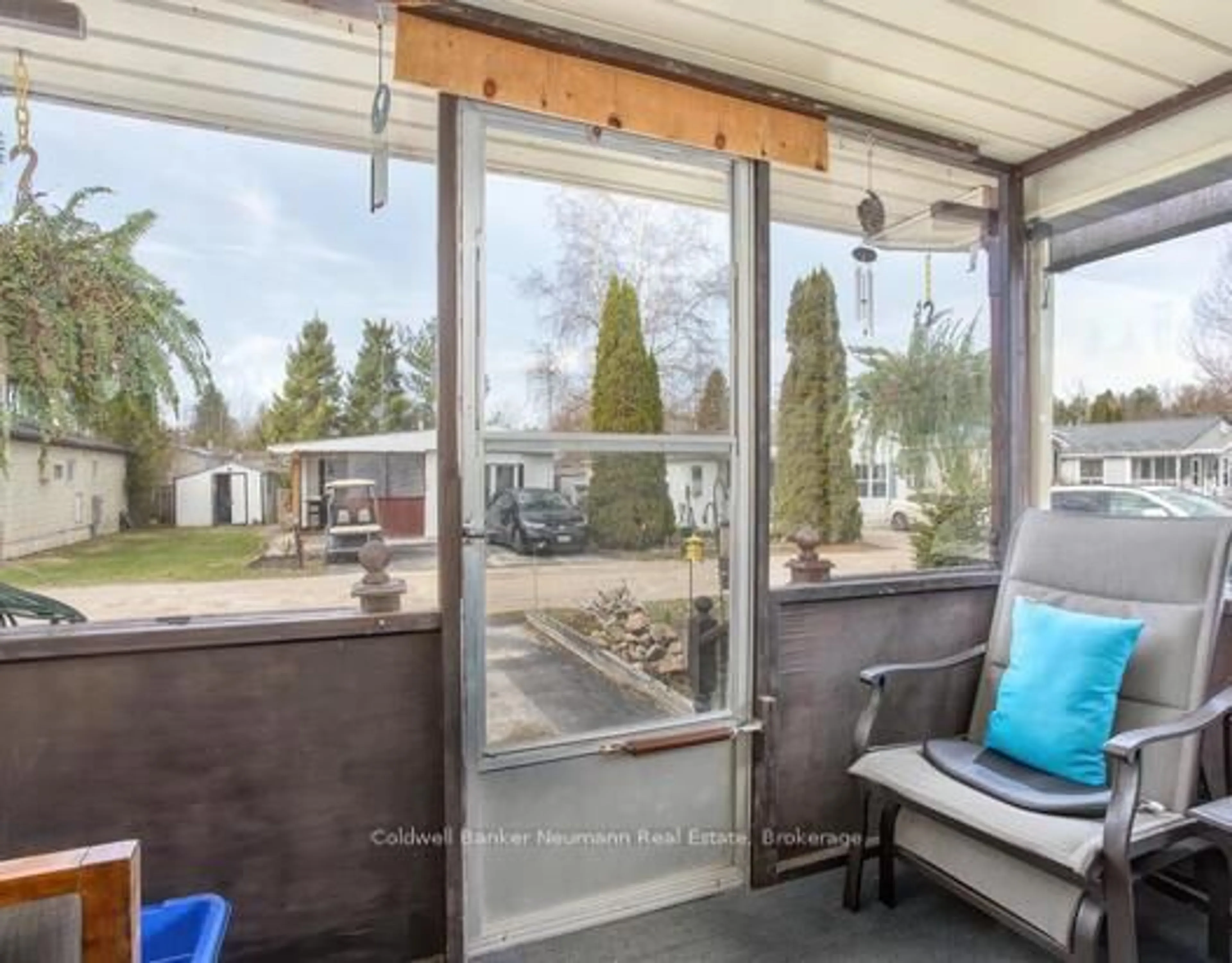 Patio, unknown for 560 Sumac St, Centre Wellington Ontario N1M 2W5