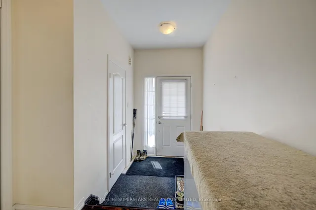 Additional property image - 256 Apple Hill Cres