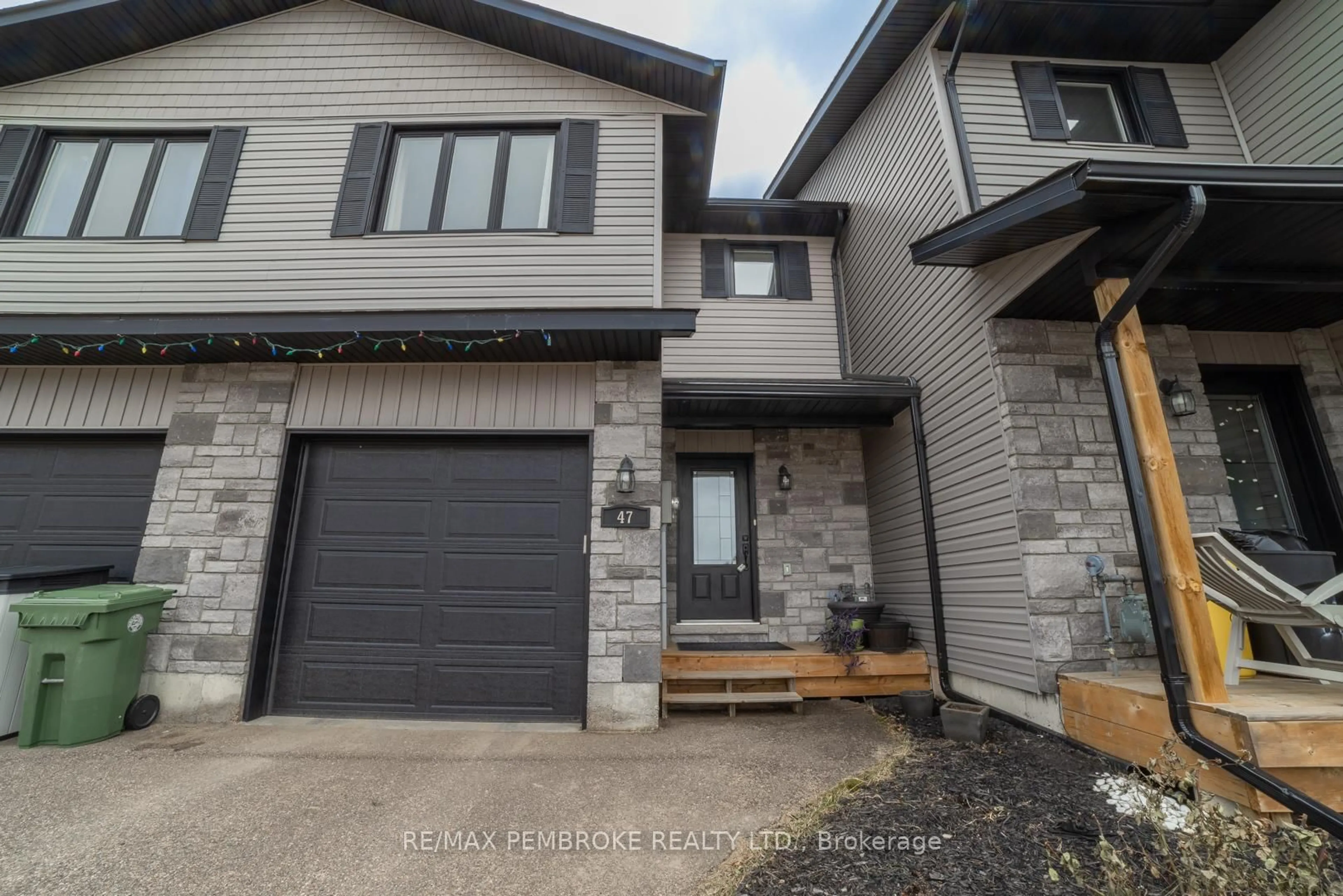 Home with brick exterior material, street for 47 Winston Ave, Petawawa Ontario K8H 0C1