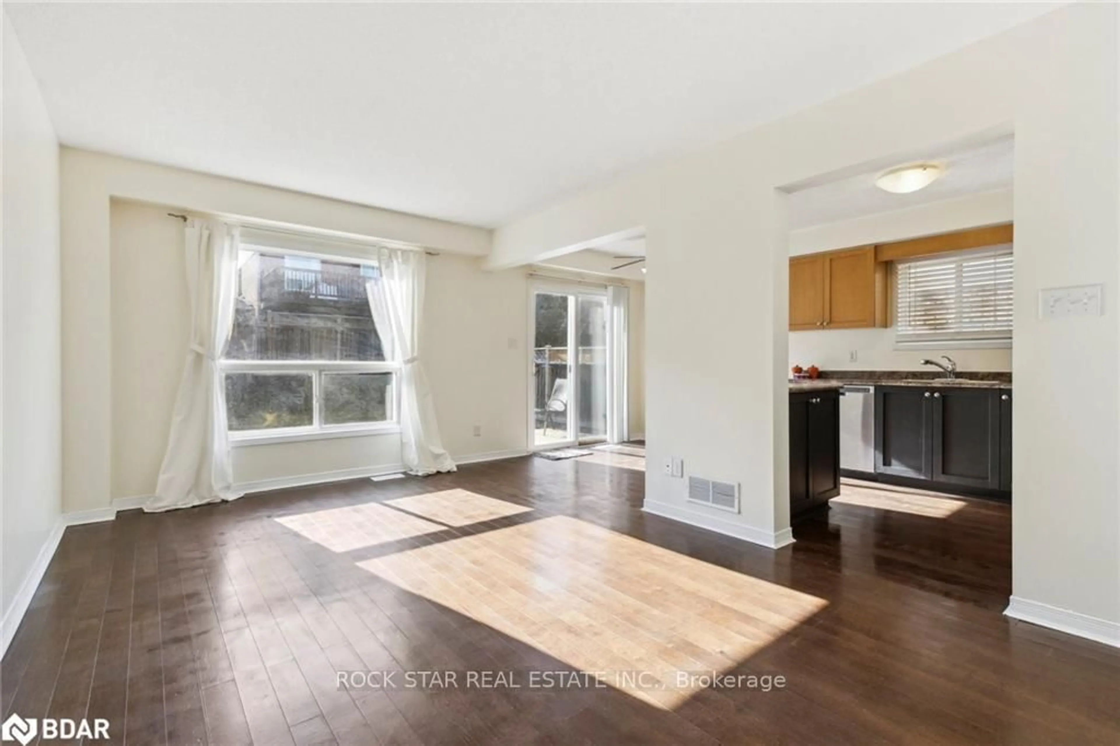 A pic of a room for 19 Isabella St, Kitchener Ontario N2E 4J9