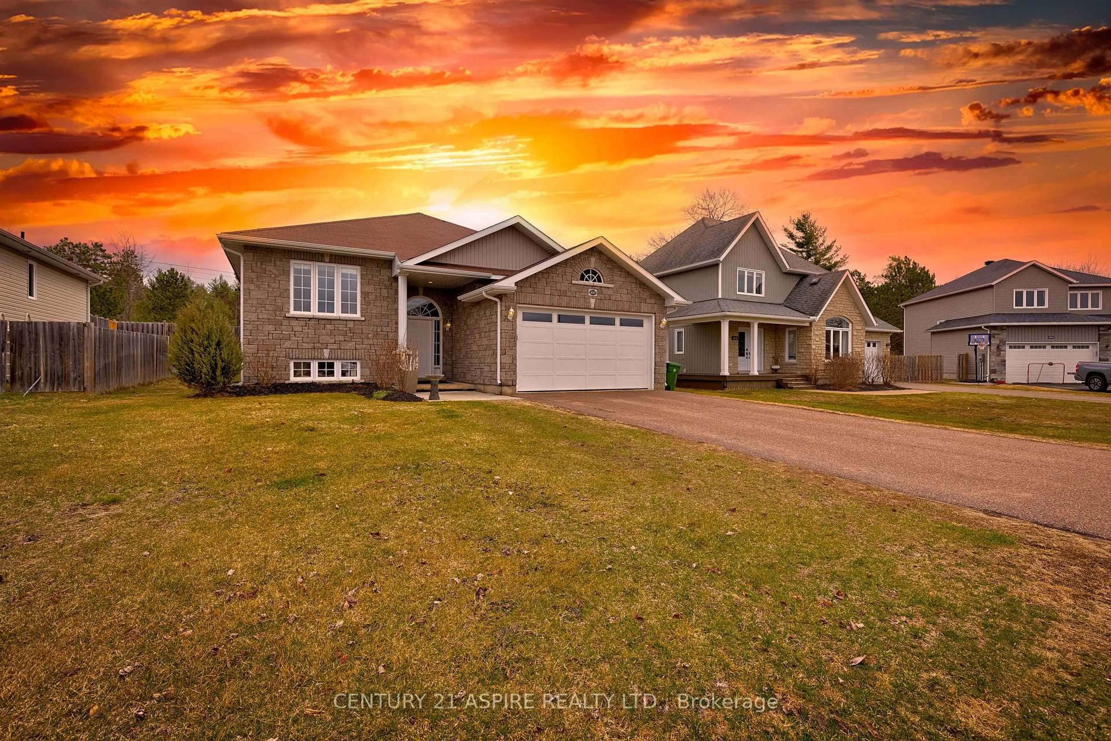 Unknown for 2017 Sandstone Cres, Petawawa Ontario K8H 0B2