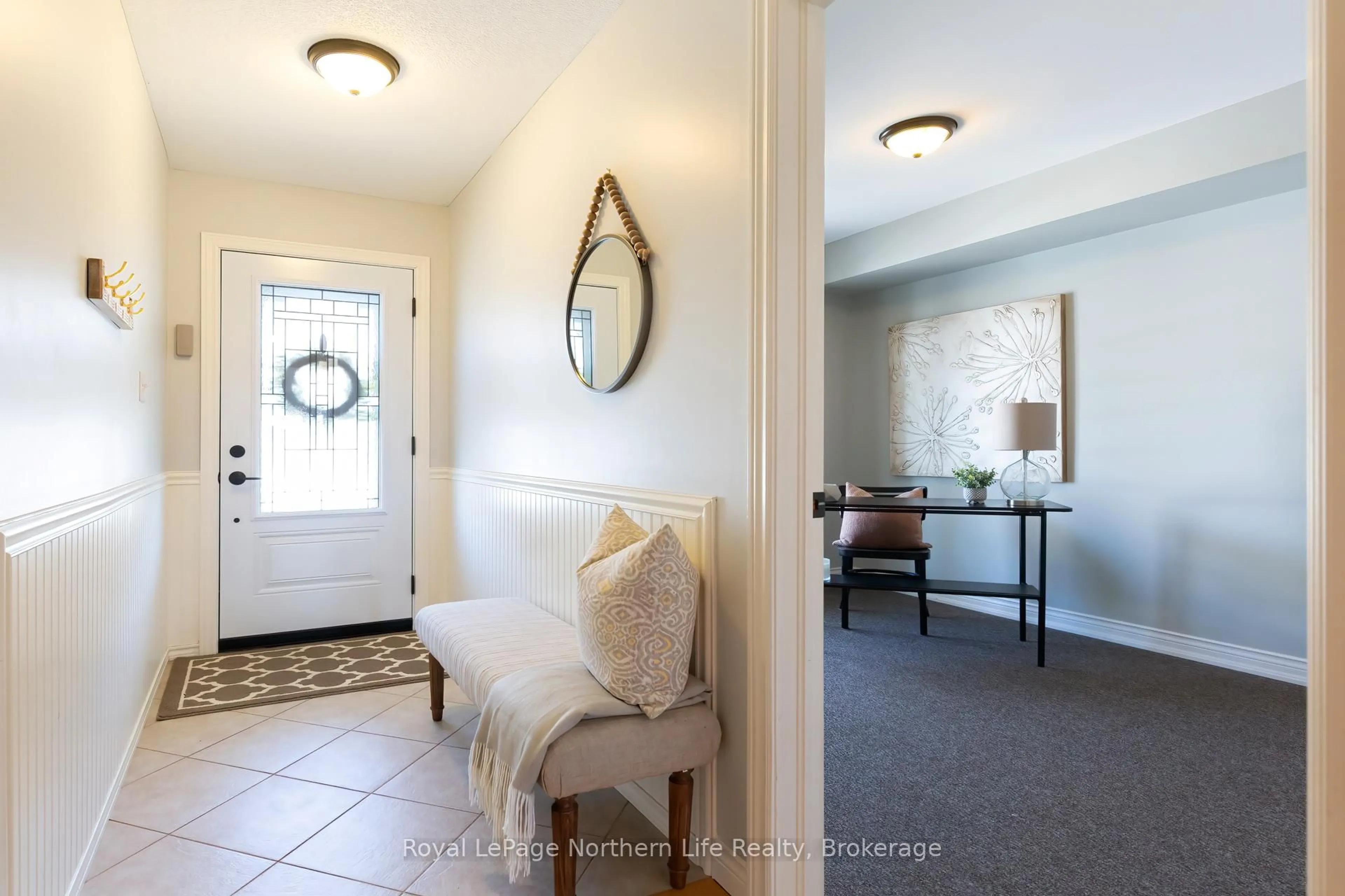 Indoor entryway for 109 Fairway Dr, Callander Ontario P0H 1H0
