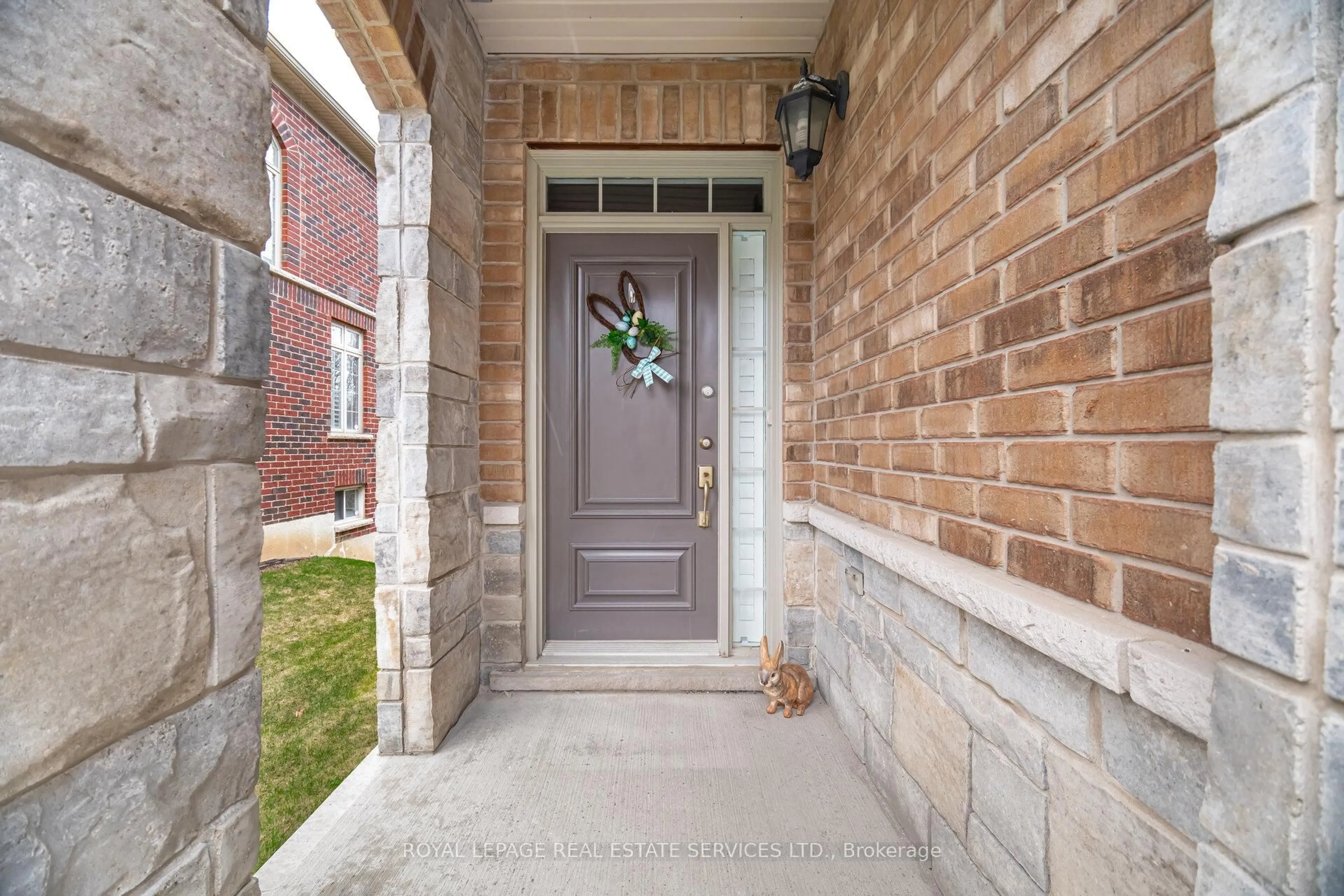 Home with brick exterior material, street for 54 Oakhaven Pl, Hamilton Ontario L9K 0B6