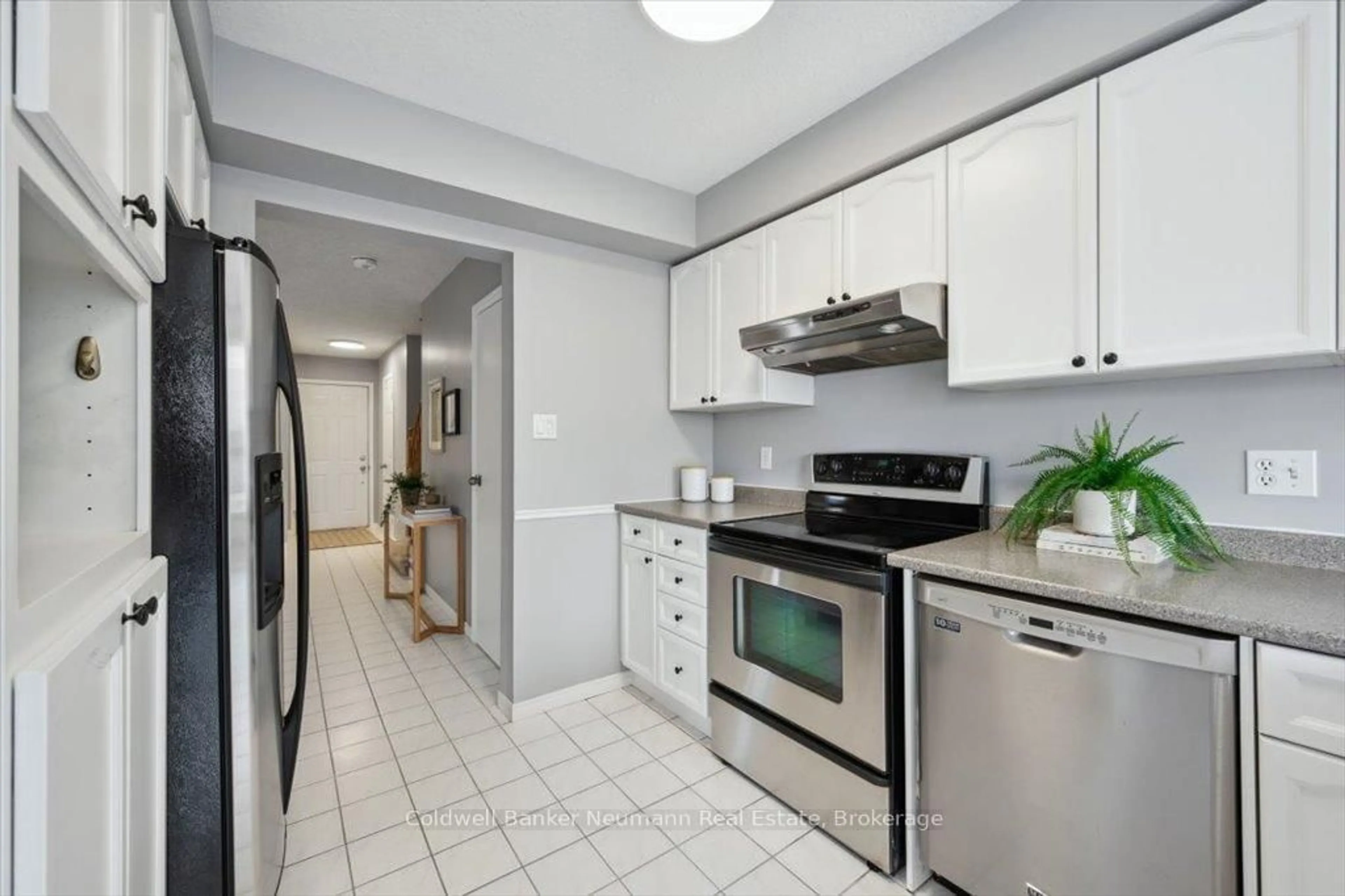 Standard kitchen, ceramic/tile floor for 50 Chesterton Lane, Guelph Ontario N1E 6S8