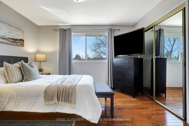 Additional property image - 137 Wimbleton Cres