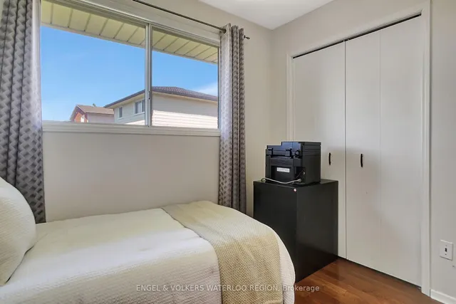 Additional property image - 137 Wimbleton Cres