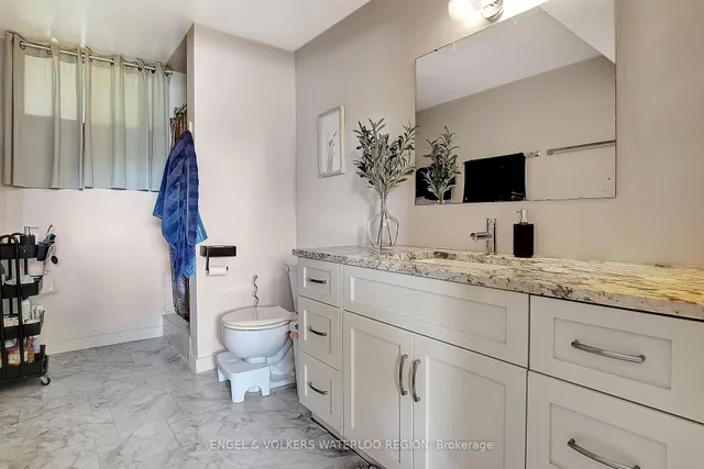 Additional property image - 137 Wimbleton Cres
